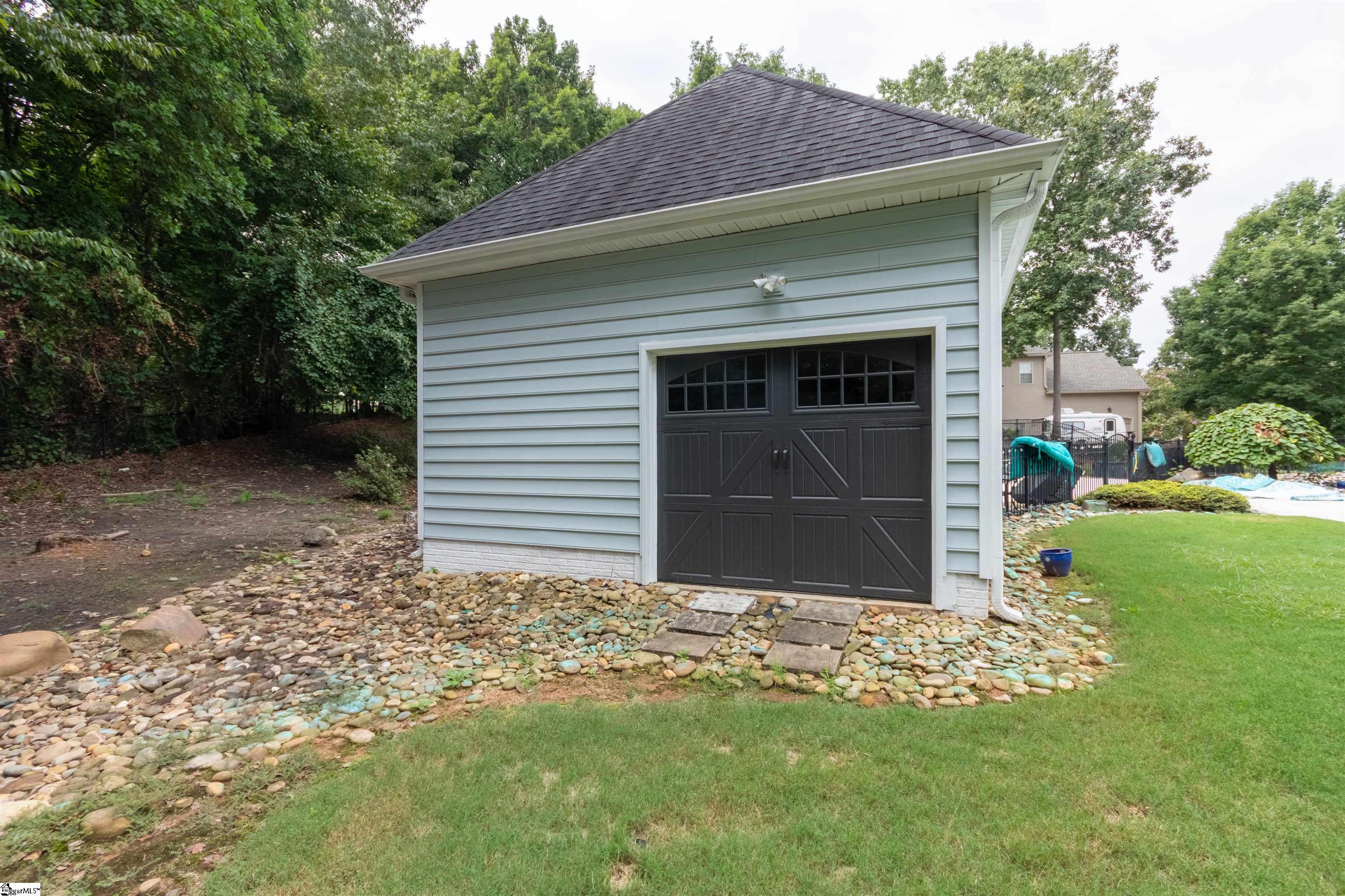 109 Creek Crossing Way Greer, SC 29651