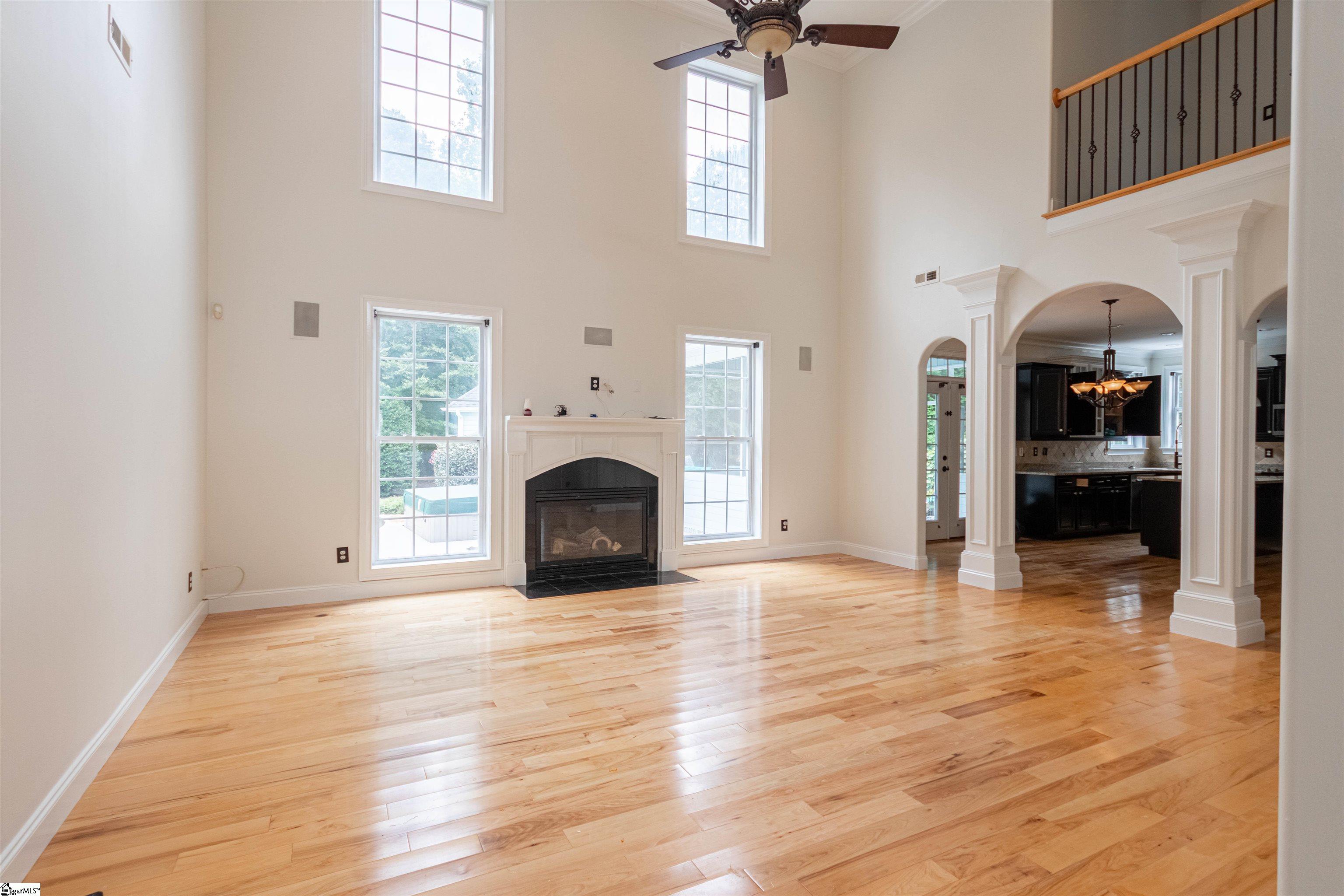 109 Creek Crossing Way Greer, SC 29651