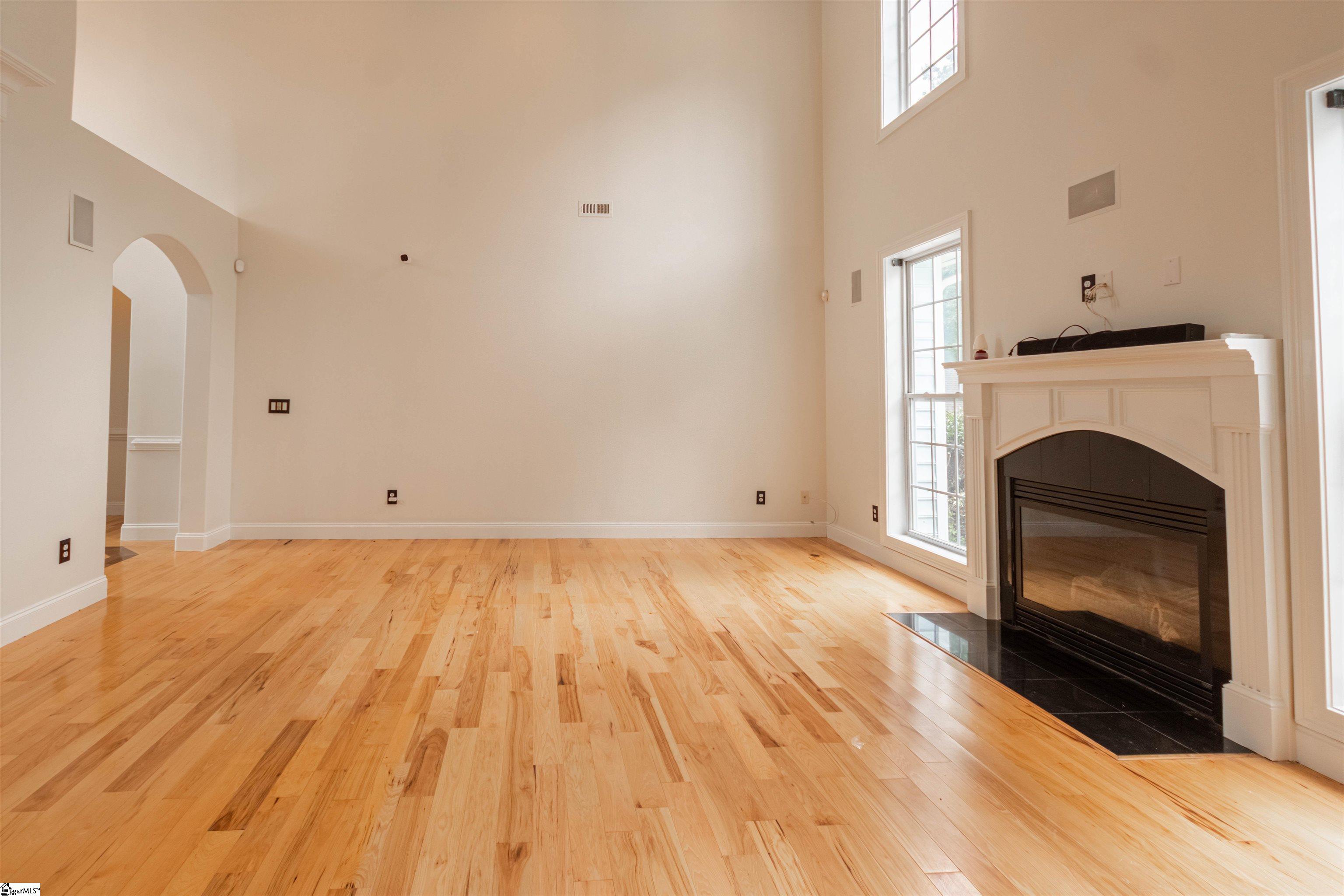 109 Creek Crossing Way Greer, SC 29651
