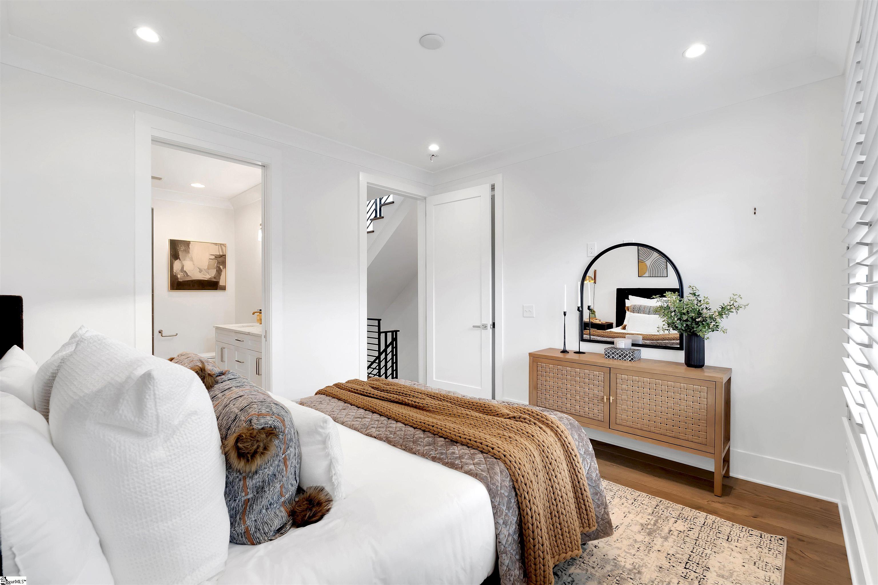 118 Oneal Street Greenville, SC 29601