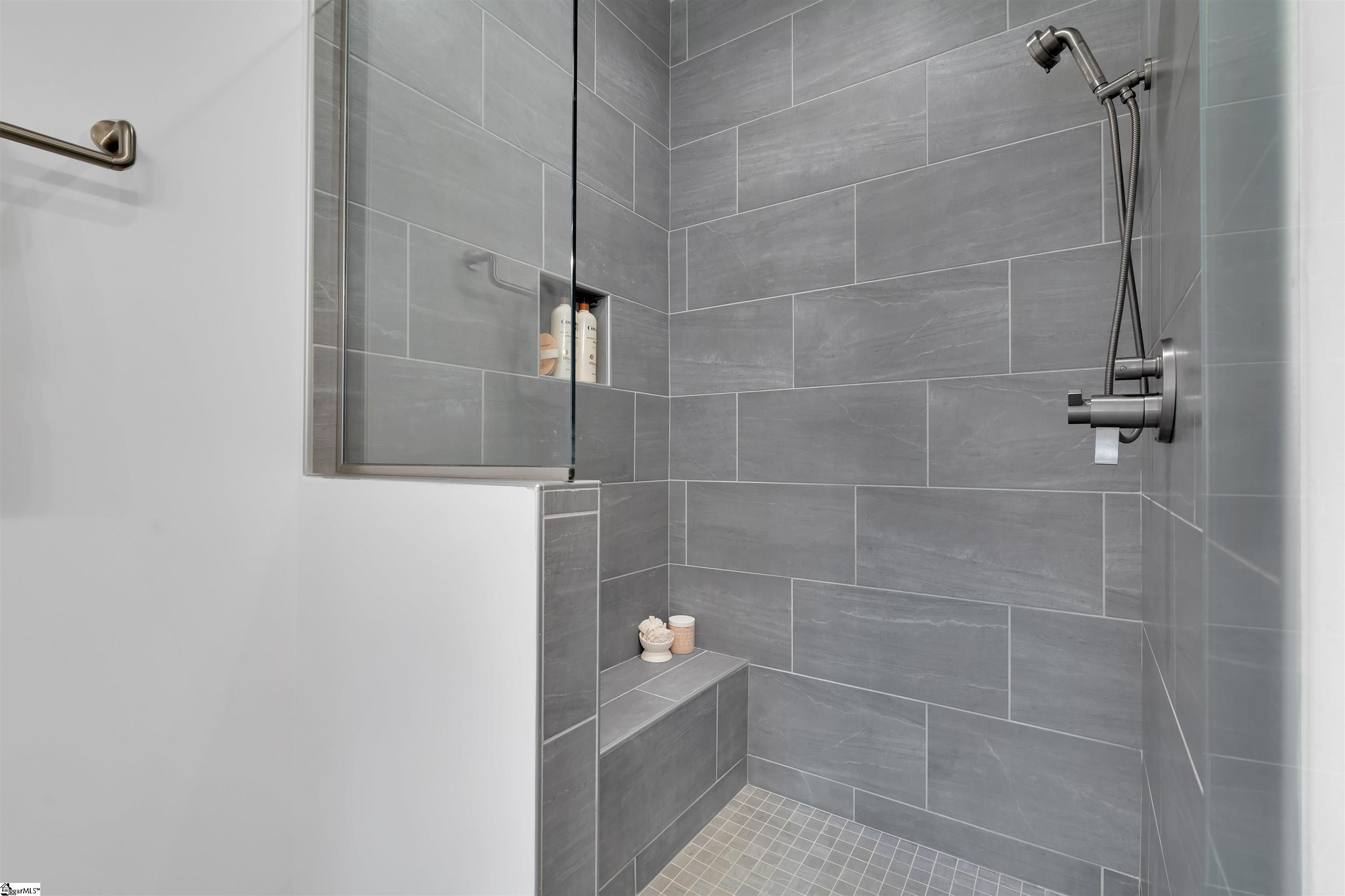 118 Oneal Street Greenville, SC 29601