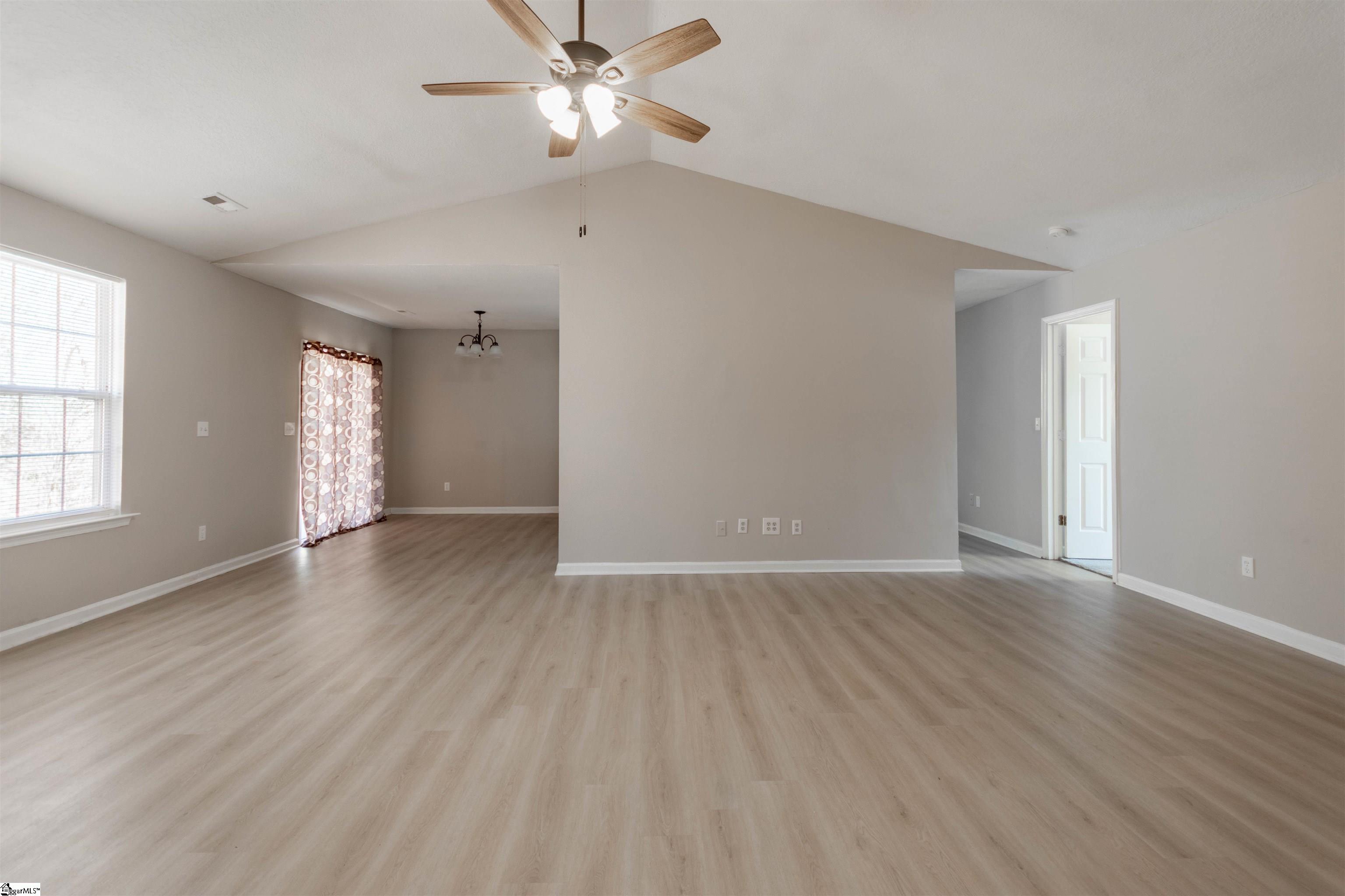 151 Stockbridge Drive Spartanburg, SC 29301