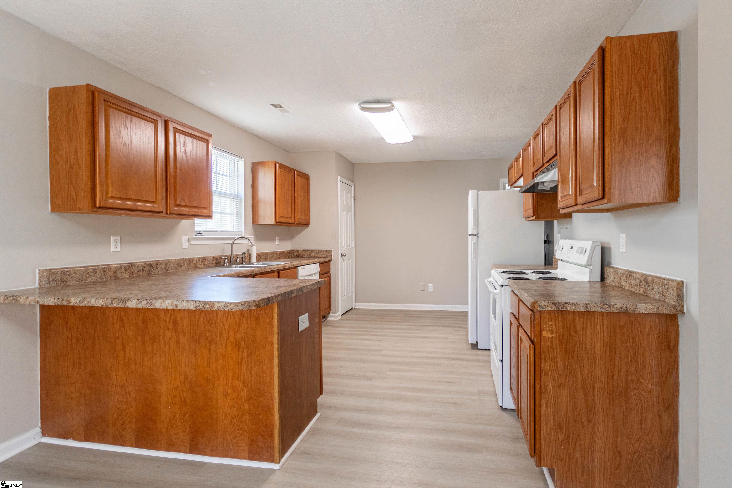 151 Stockbridge Drive Spartanburg, SC 29301