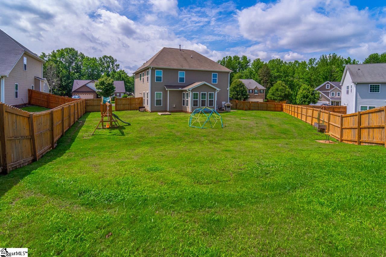 208 Castleton Circle Boiling Springs, SC 29316
