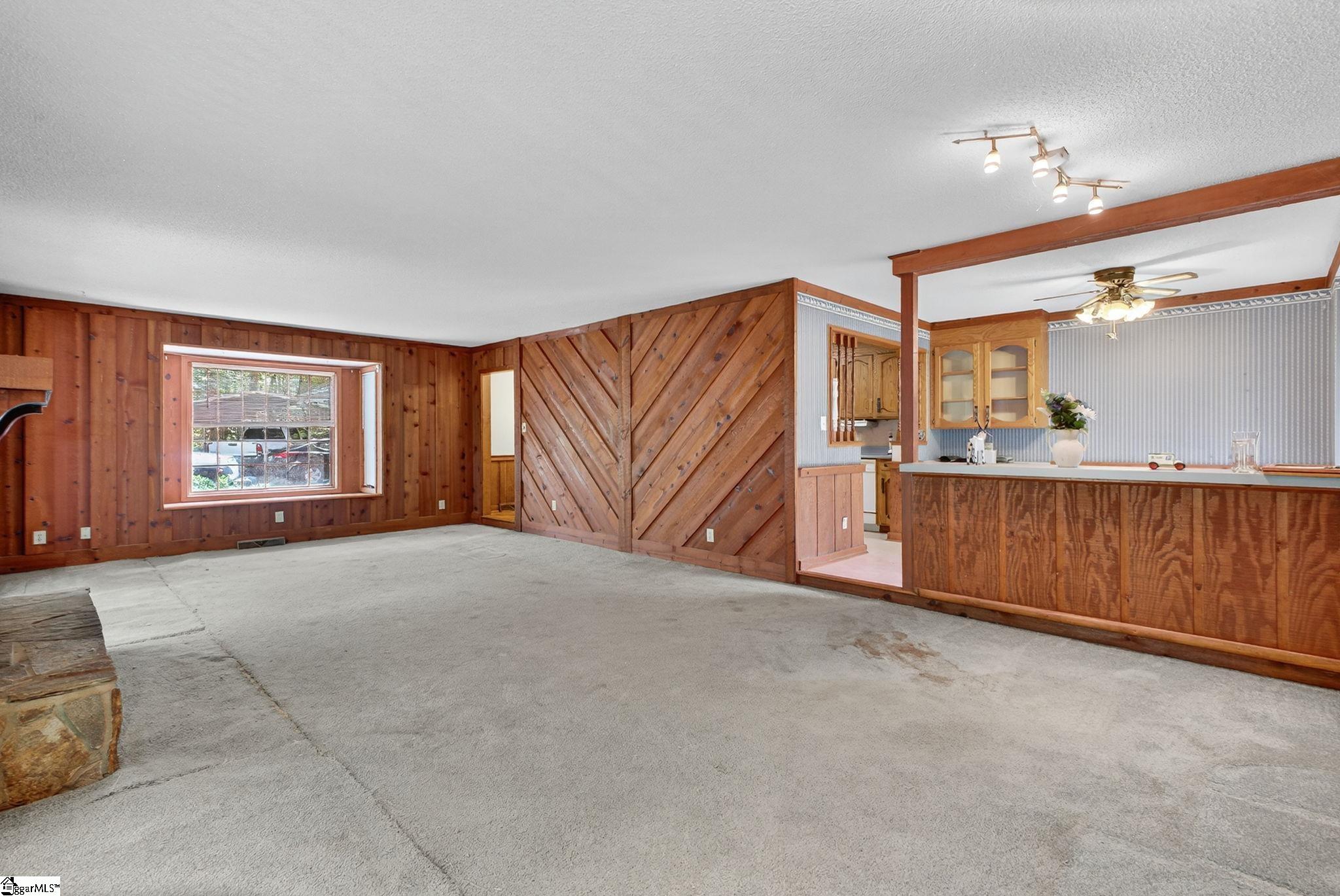 291 Dean Road Greer, SC 29651