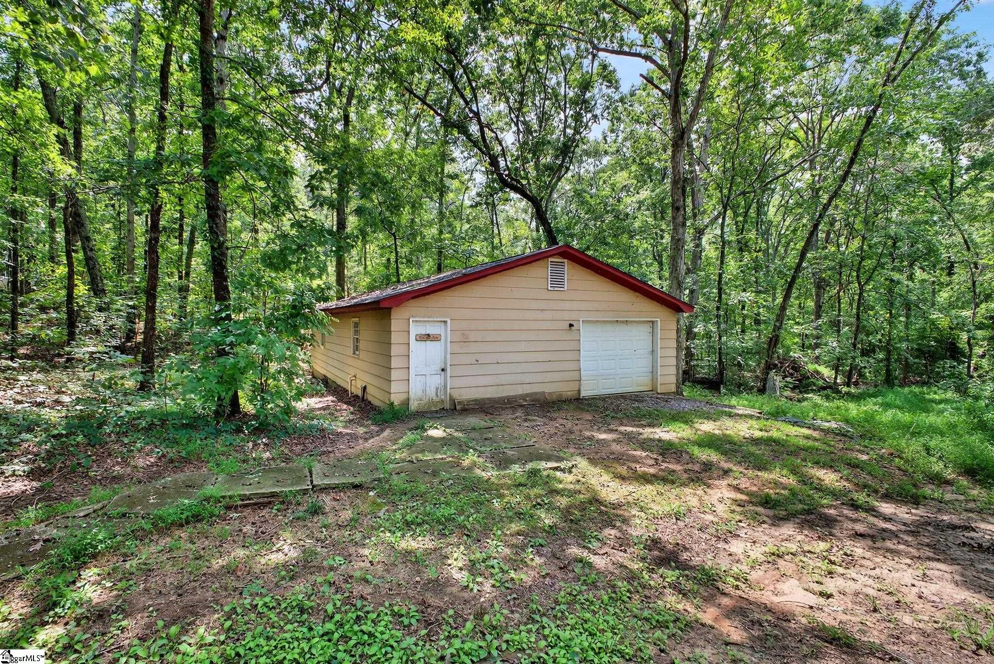 291 Dean Road Greer, SC 29651