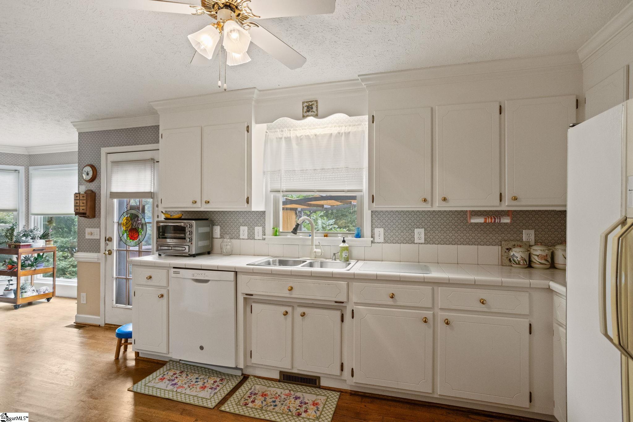 204 Pine Spring Court Greenville, SC 29609