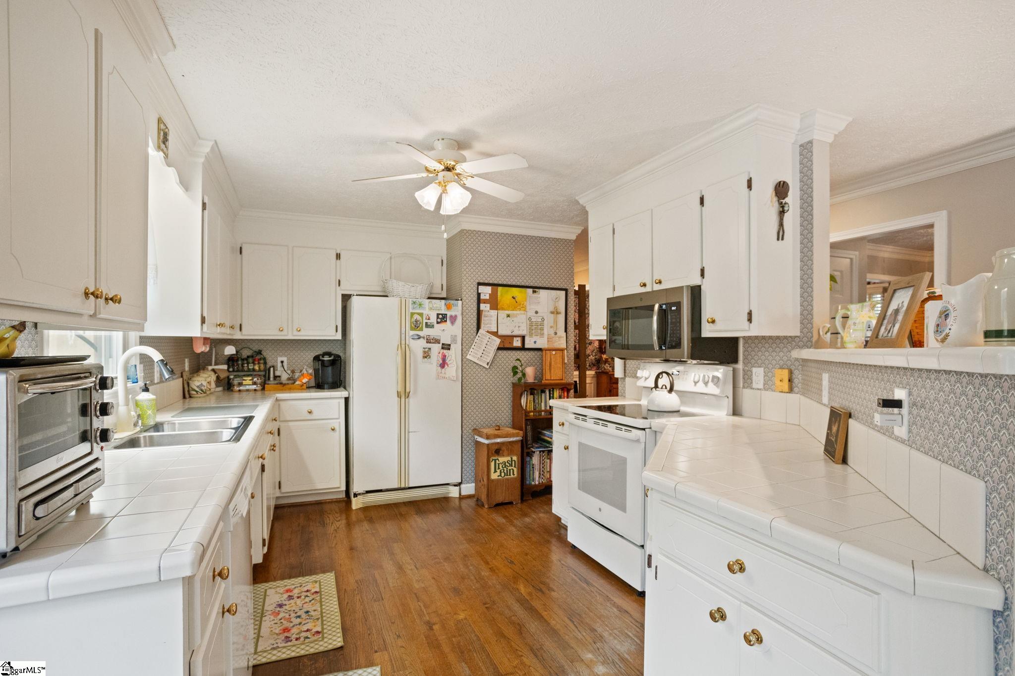 204 Pine Spring Court Greenville, SC 29609
