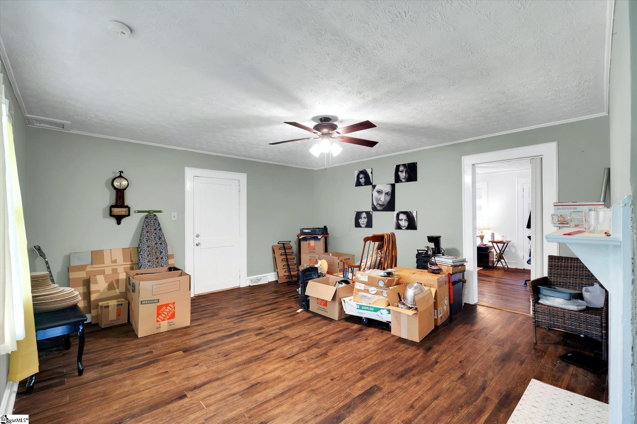 201 S 7th Street Easley, SC 29640-3425