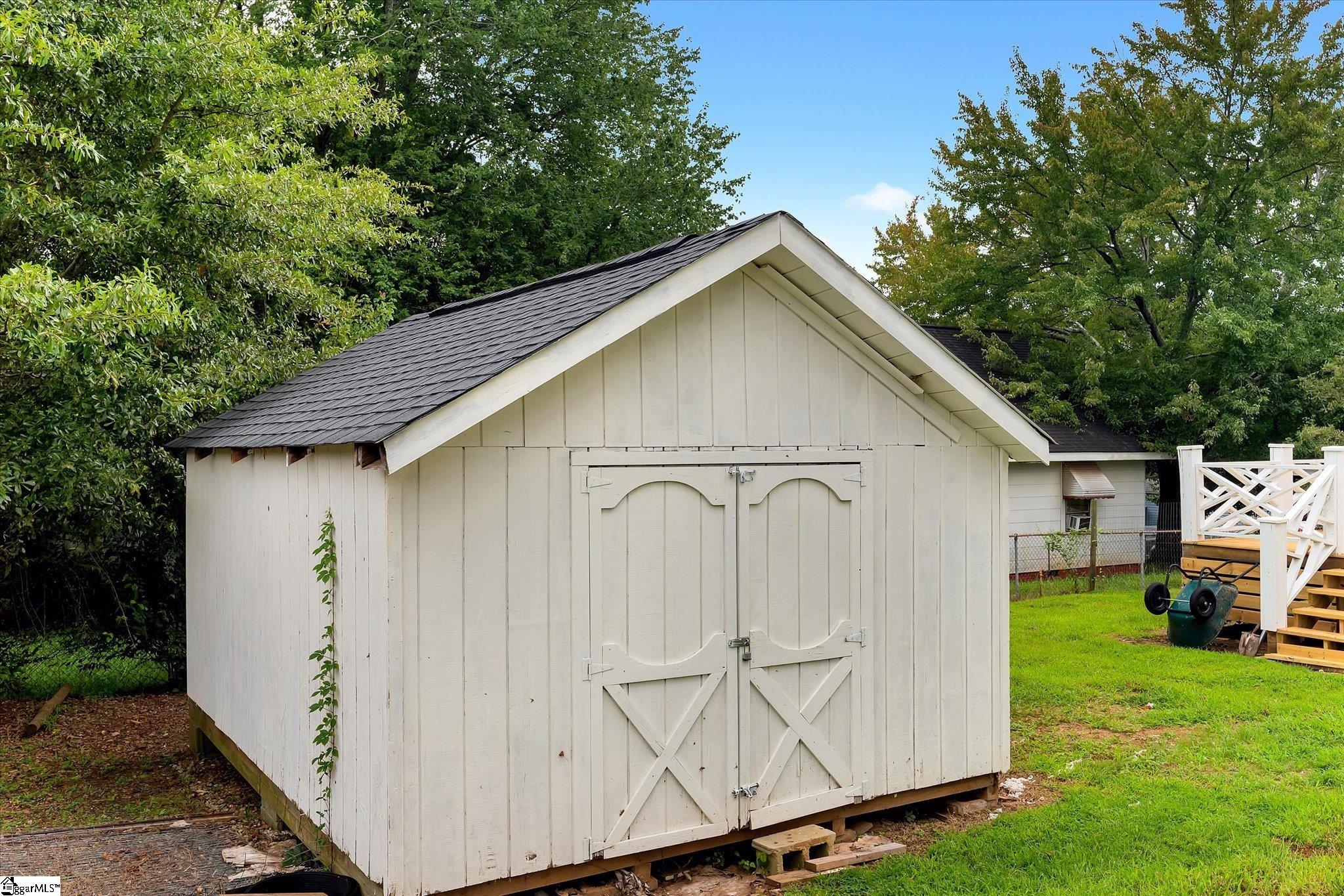 201 S 7th Street Easley, SC 29640-3425