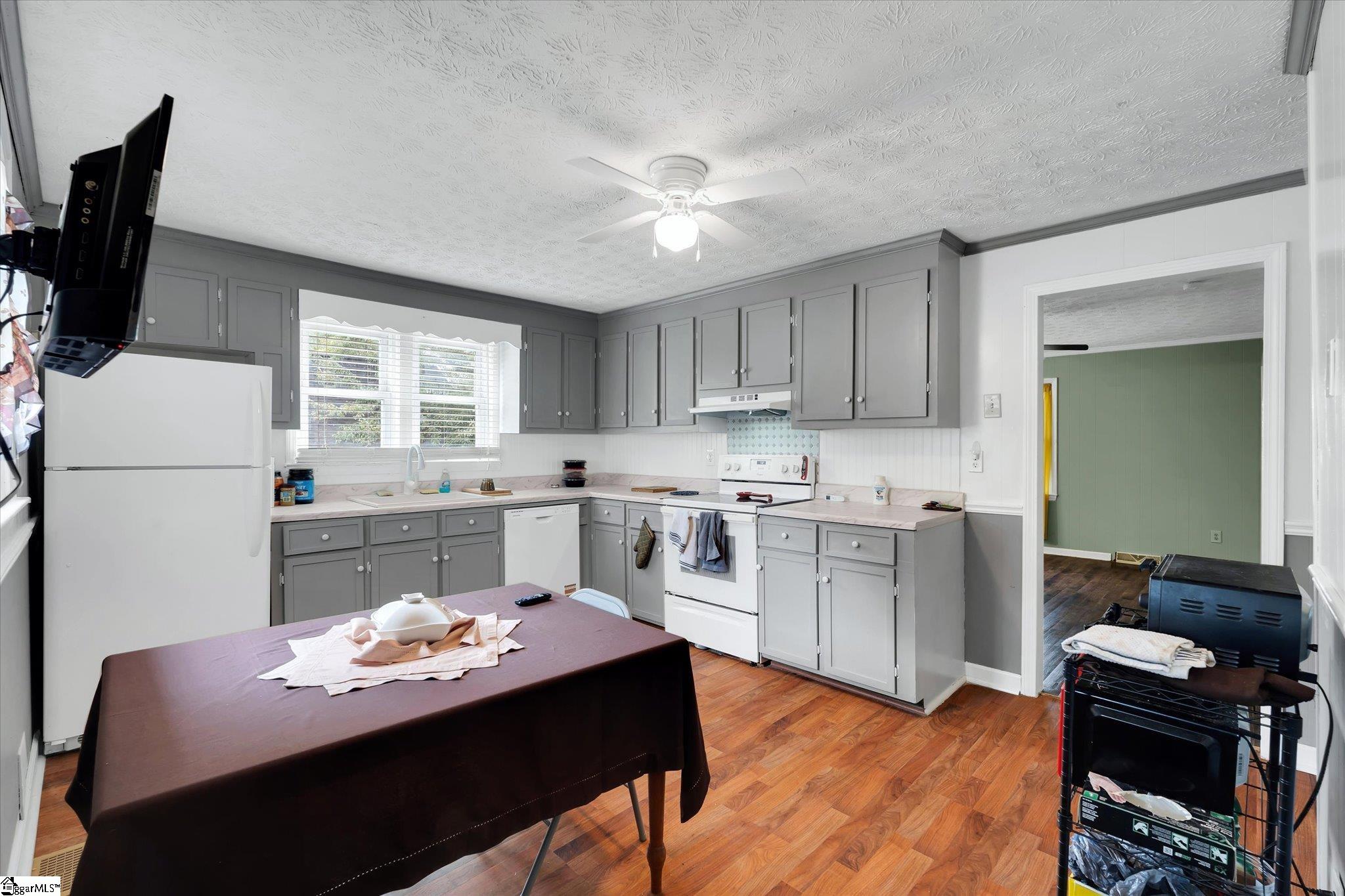201 S 7th Street Easley, SC 29640-3425