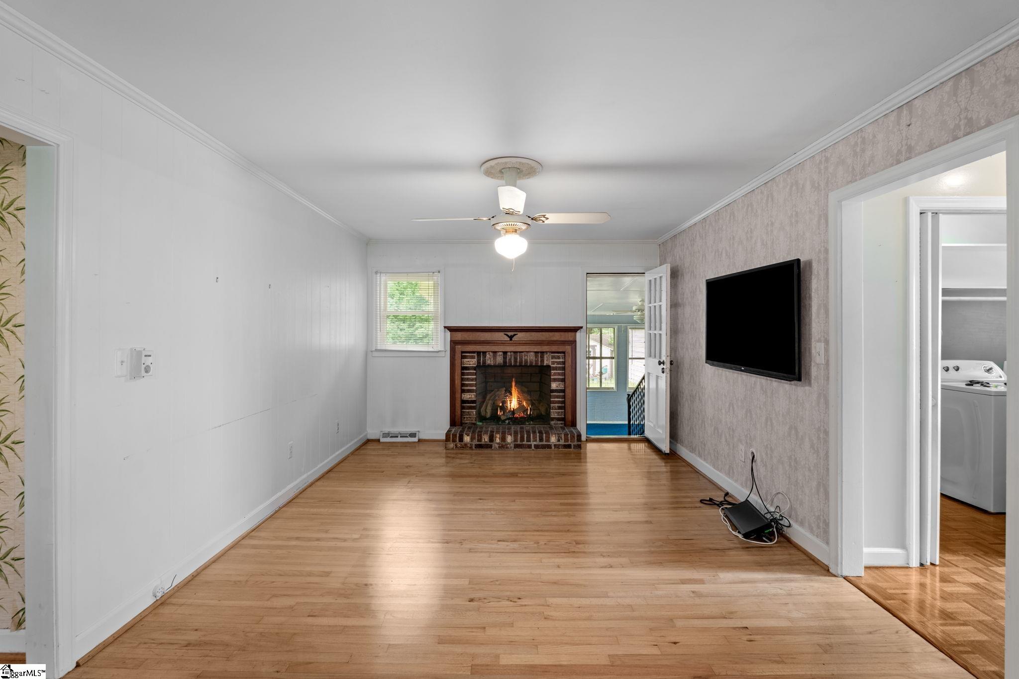 314 Heathwood Drive Taylors, SC 29687