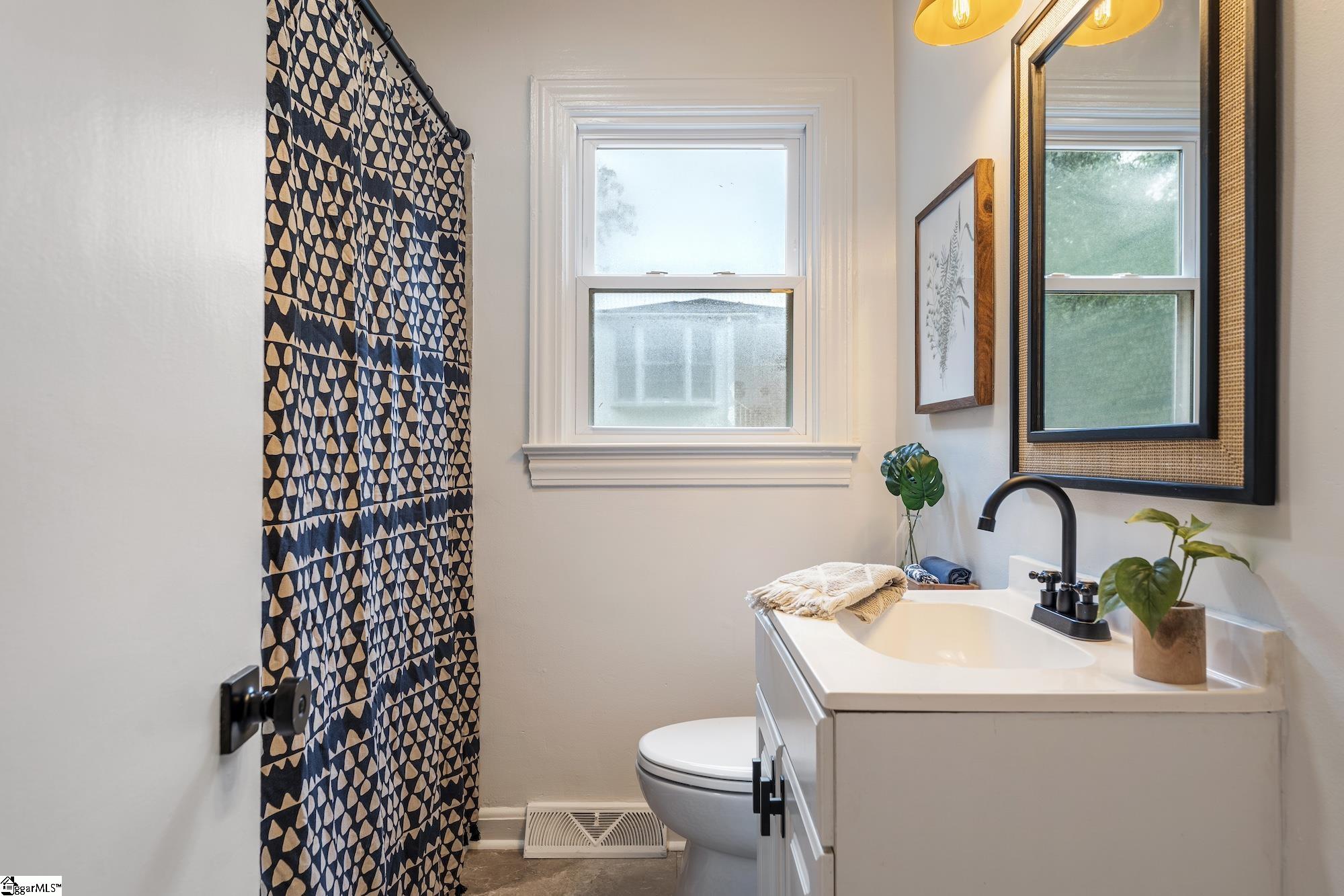 522 Forest Lane Belton, SC 29627