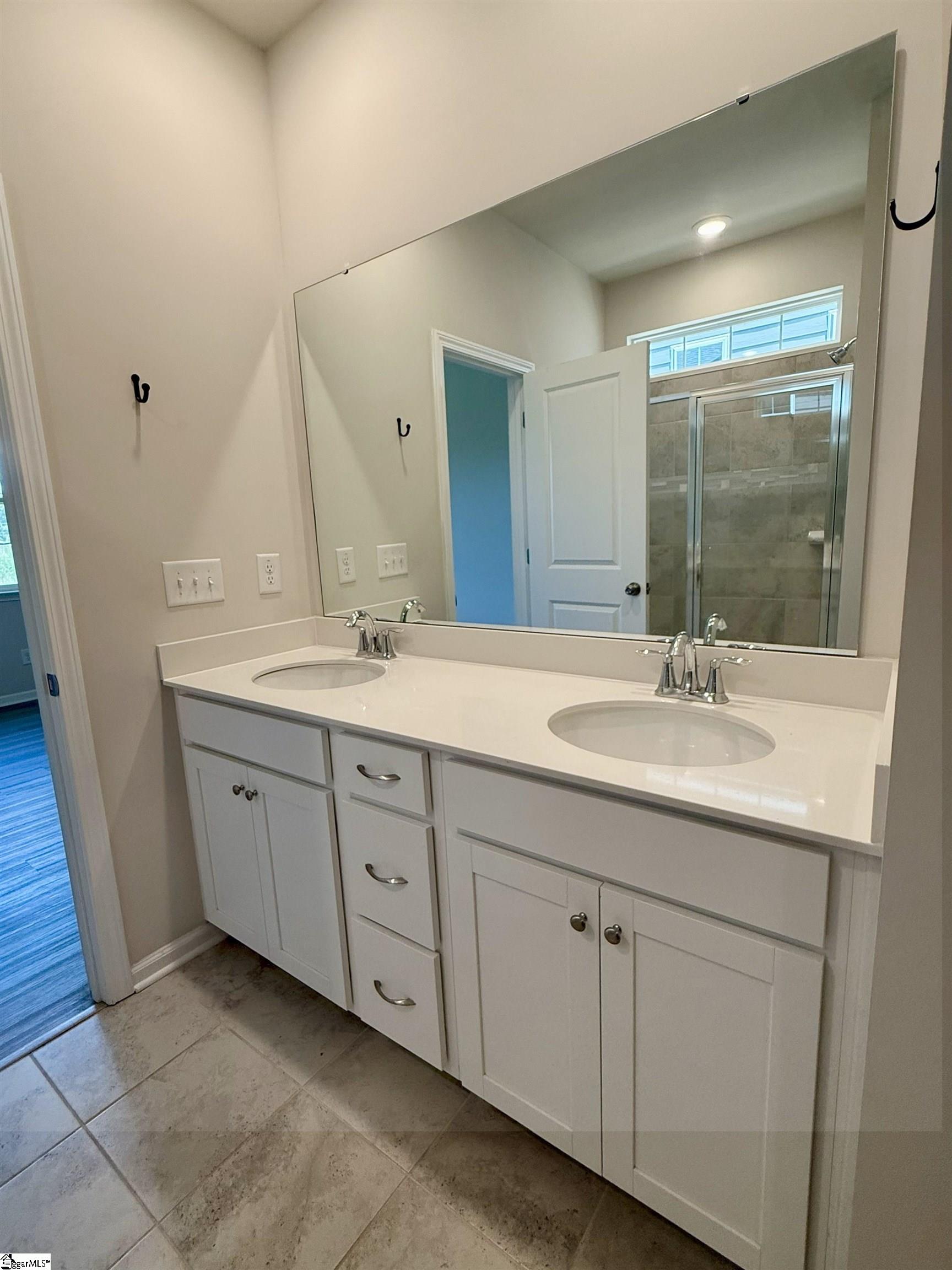 121 Magnolia Street Reidville, SC 29375
