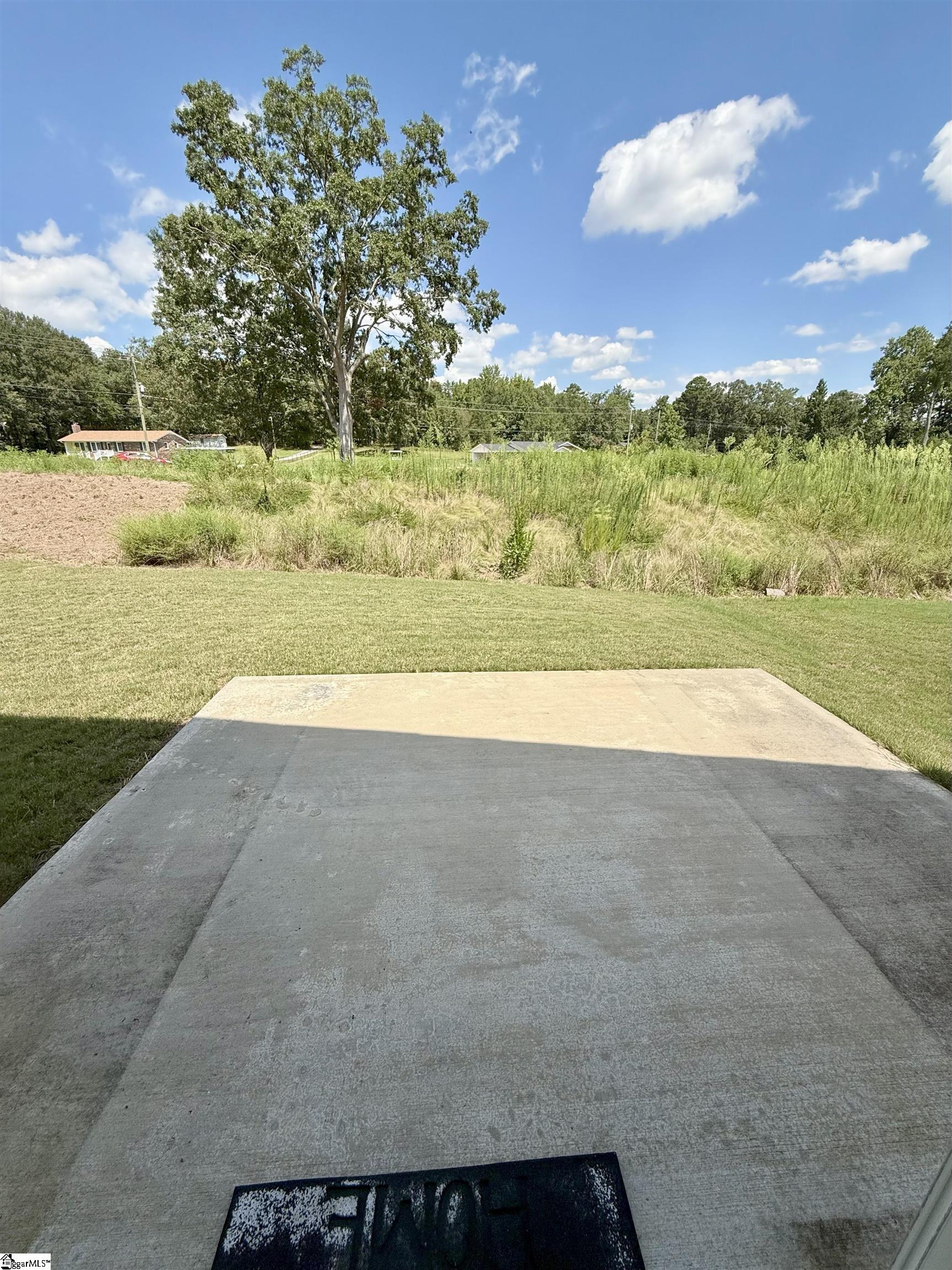 121 Magnolia Street Reidville, SC 29375
