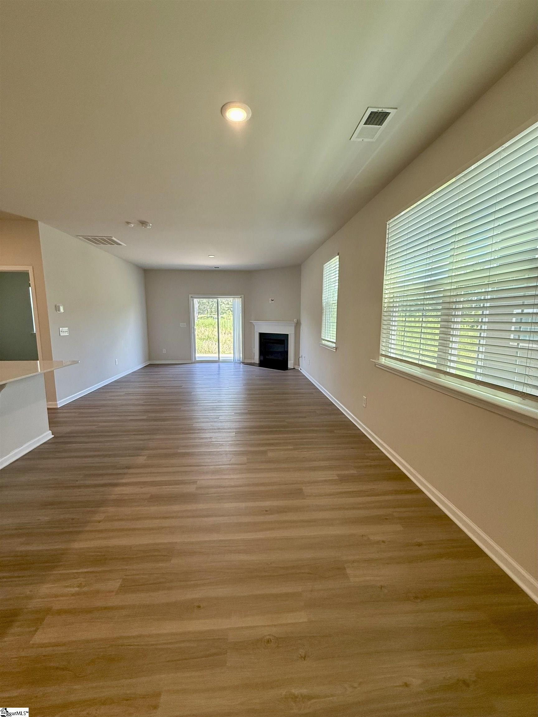 121 Magnolia Street Reidville, SC 29375