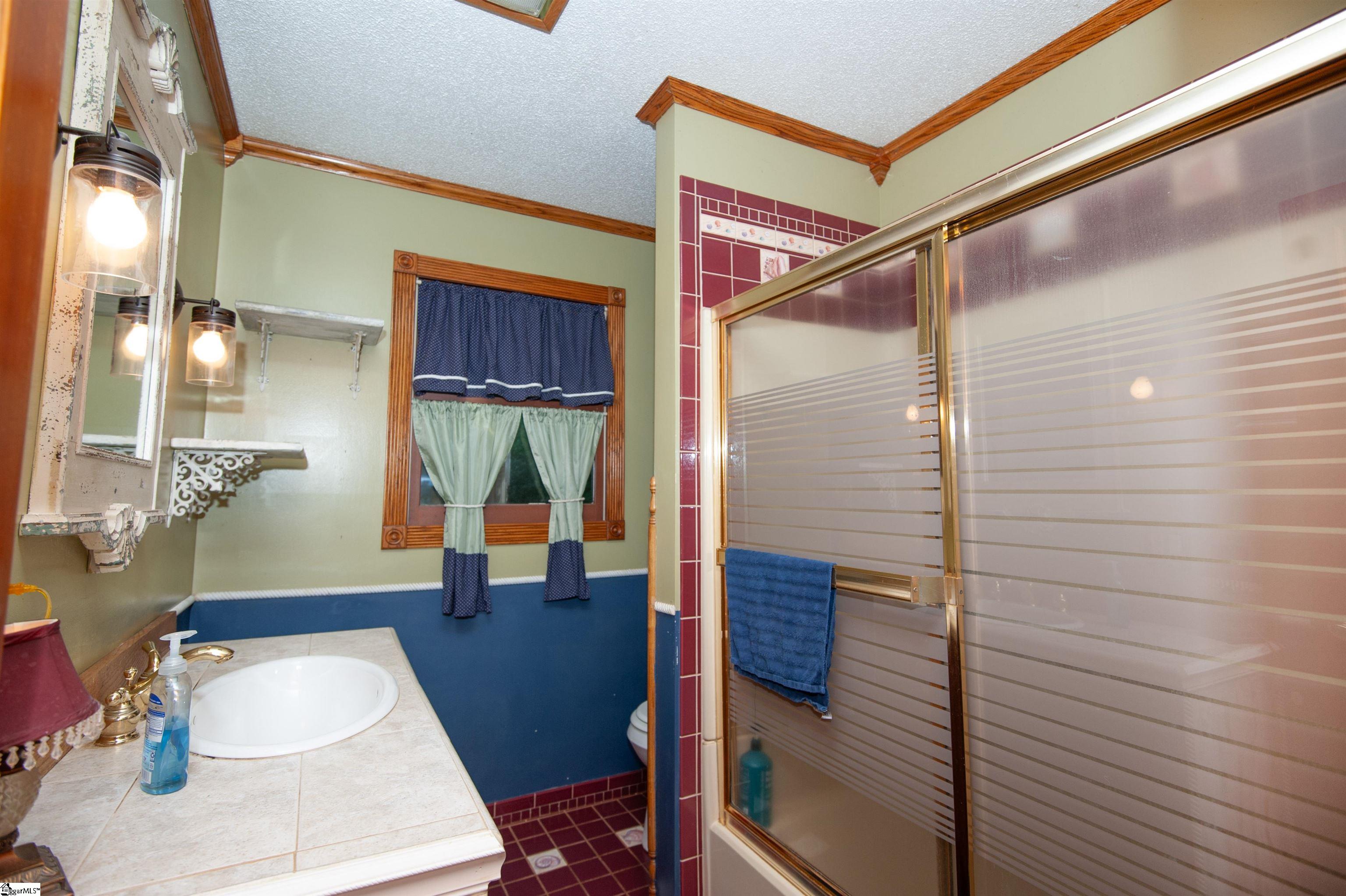 198 Dry Lake Road Cleveland, SC 29635