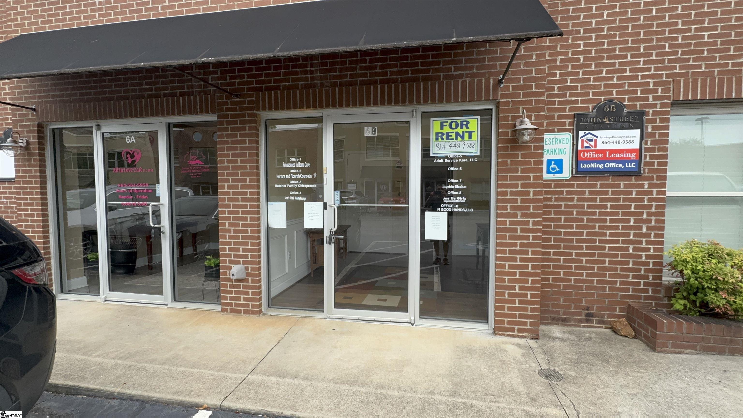 300 John Street UNIT Entire 1st Floor Greer, SC 29651