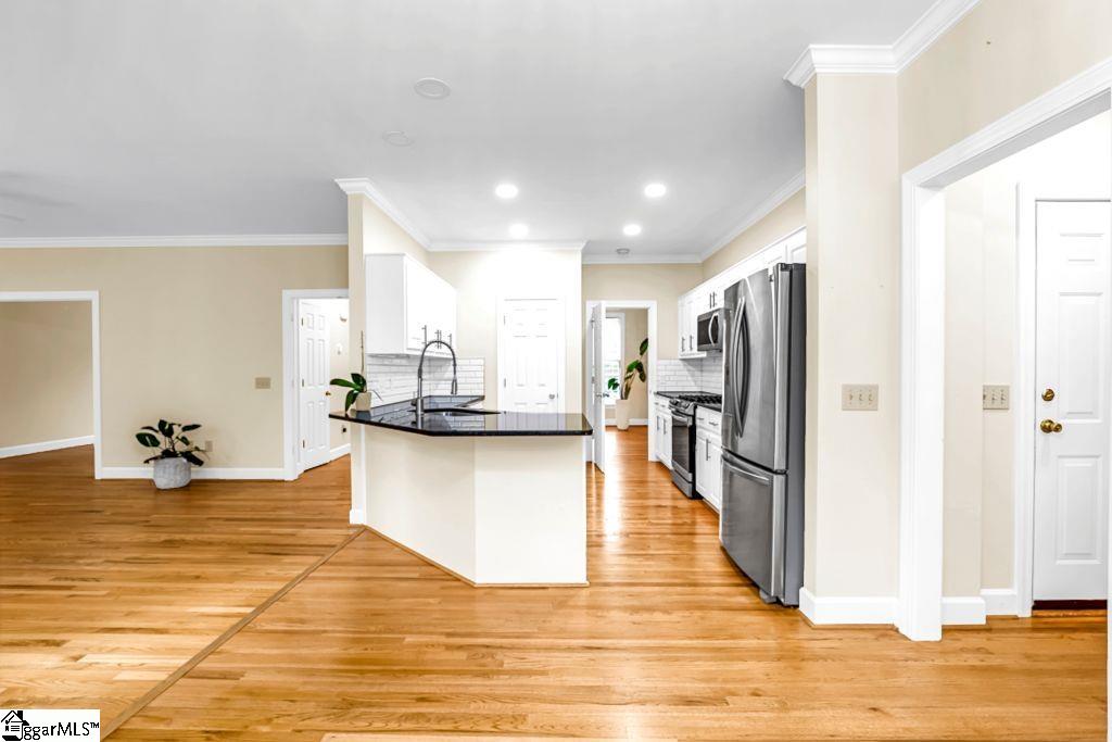 204 Meeting Place Greenville, SC 29615
