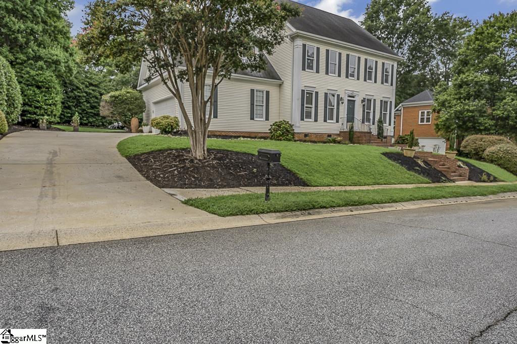 204 Meeting Place Greenville, SC 29615