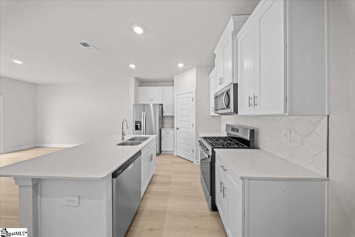 5 Pleasure Lane Taylors, SC 29687