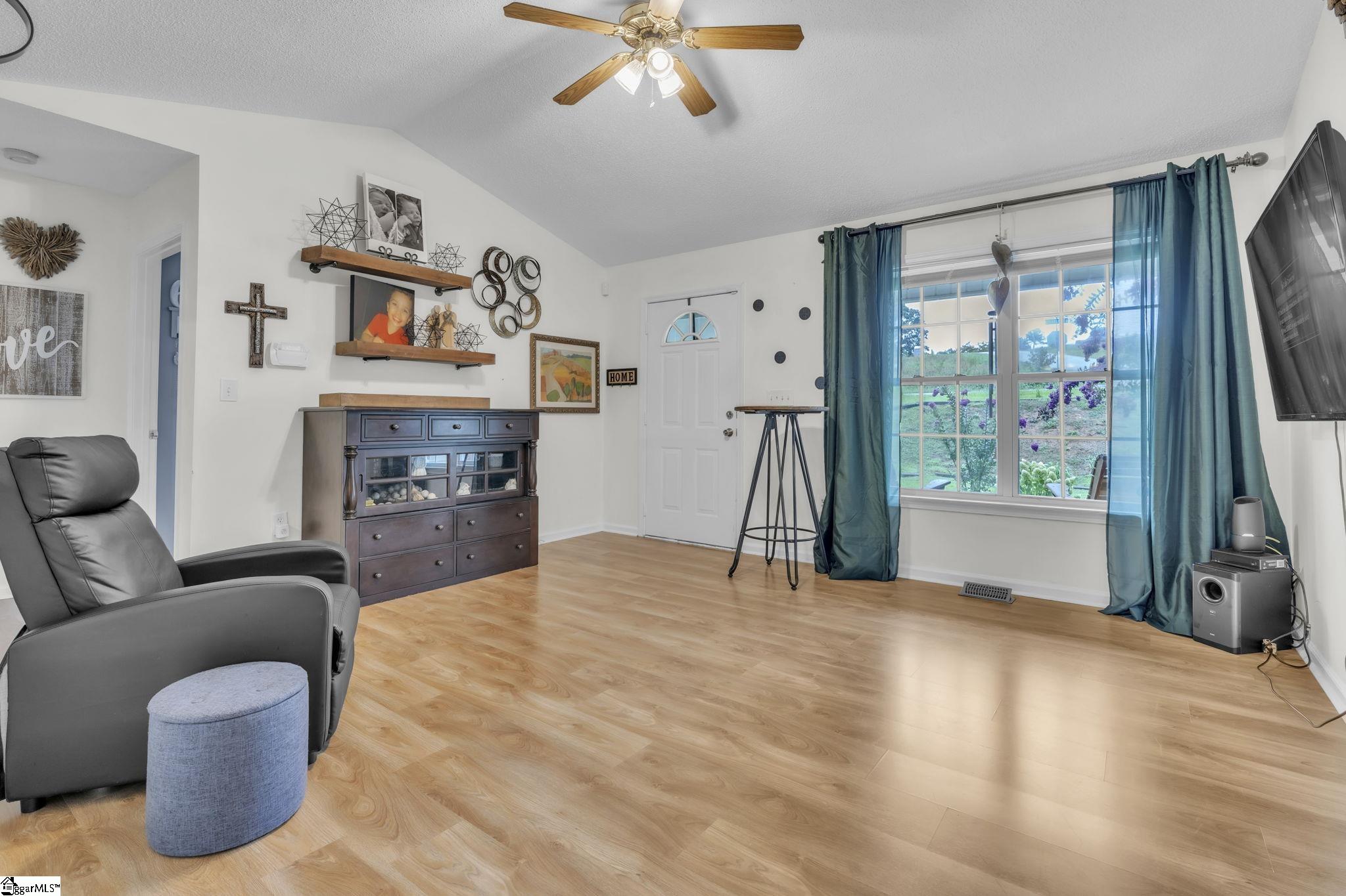 546 Skyline Drive Campobello, SC 29322