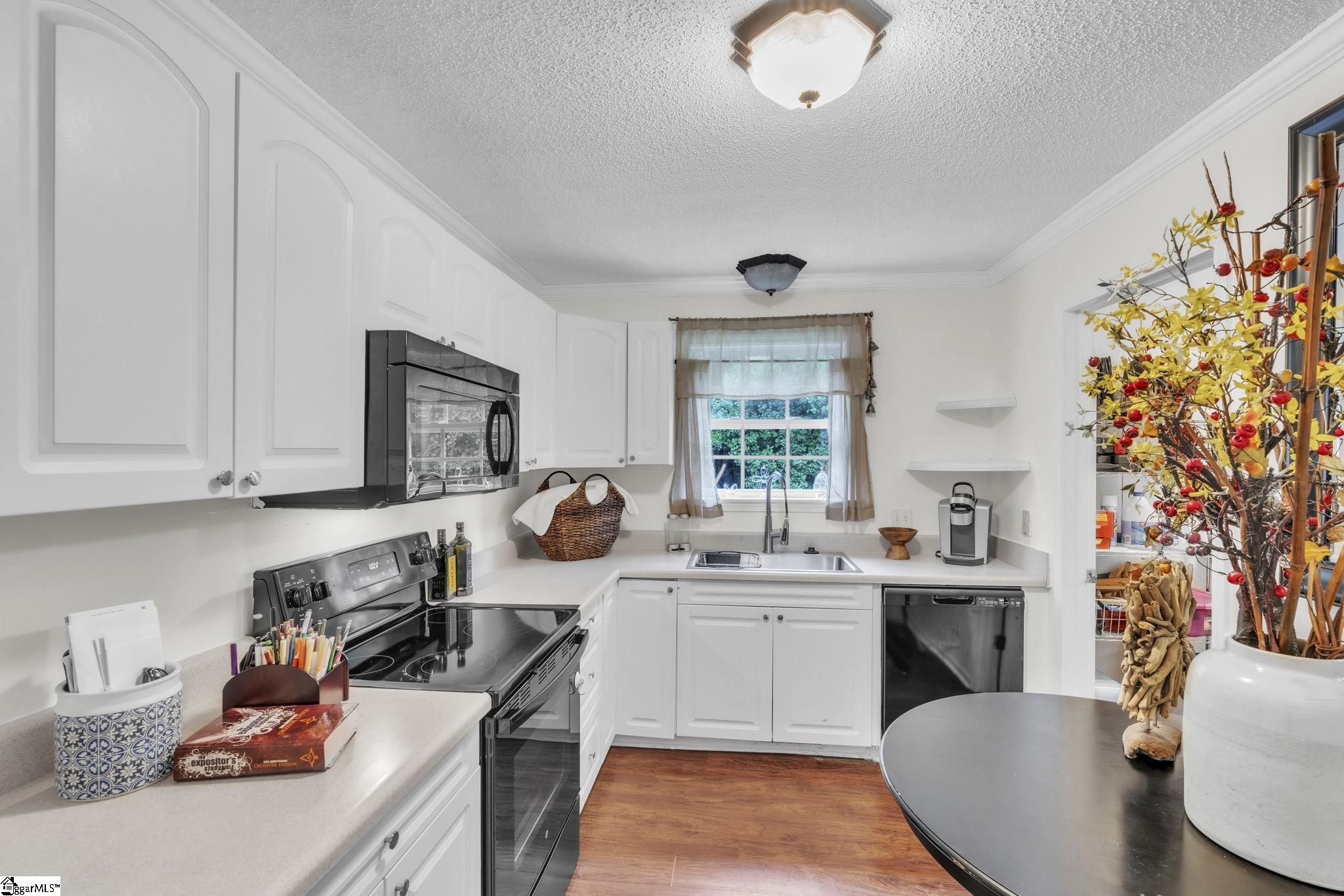 546 Skyline Drive Campobello, SC 29322