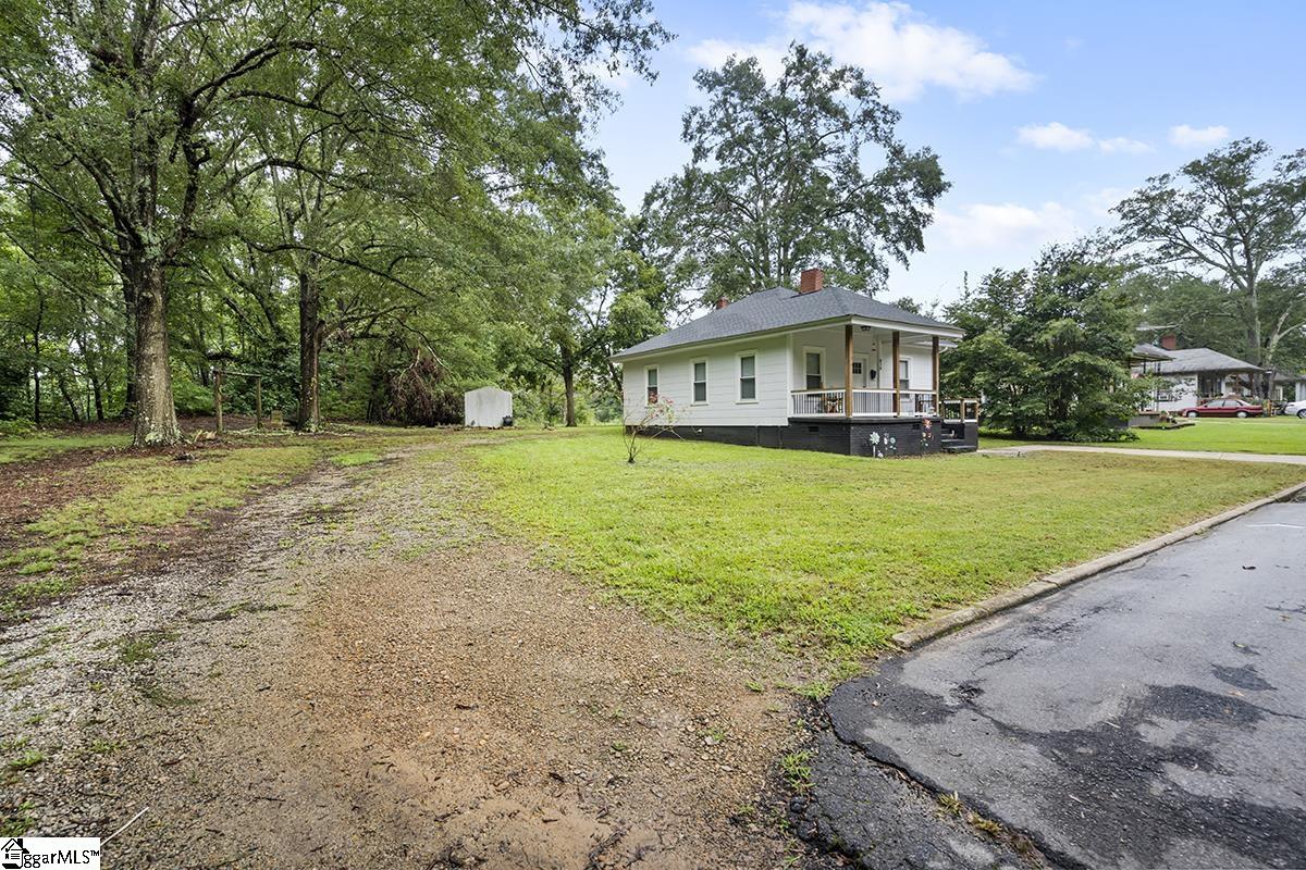 610 Swygert Street Laurens, SC 29360