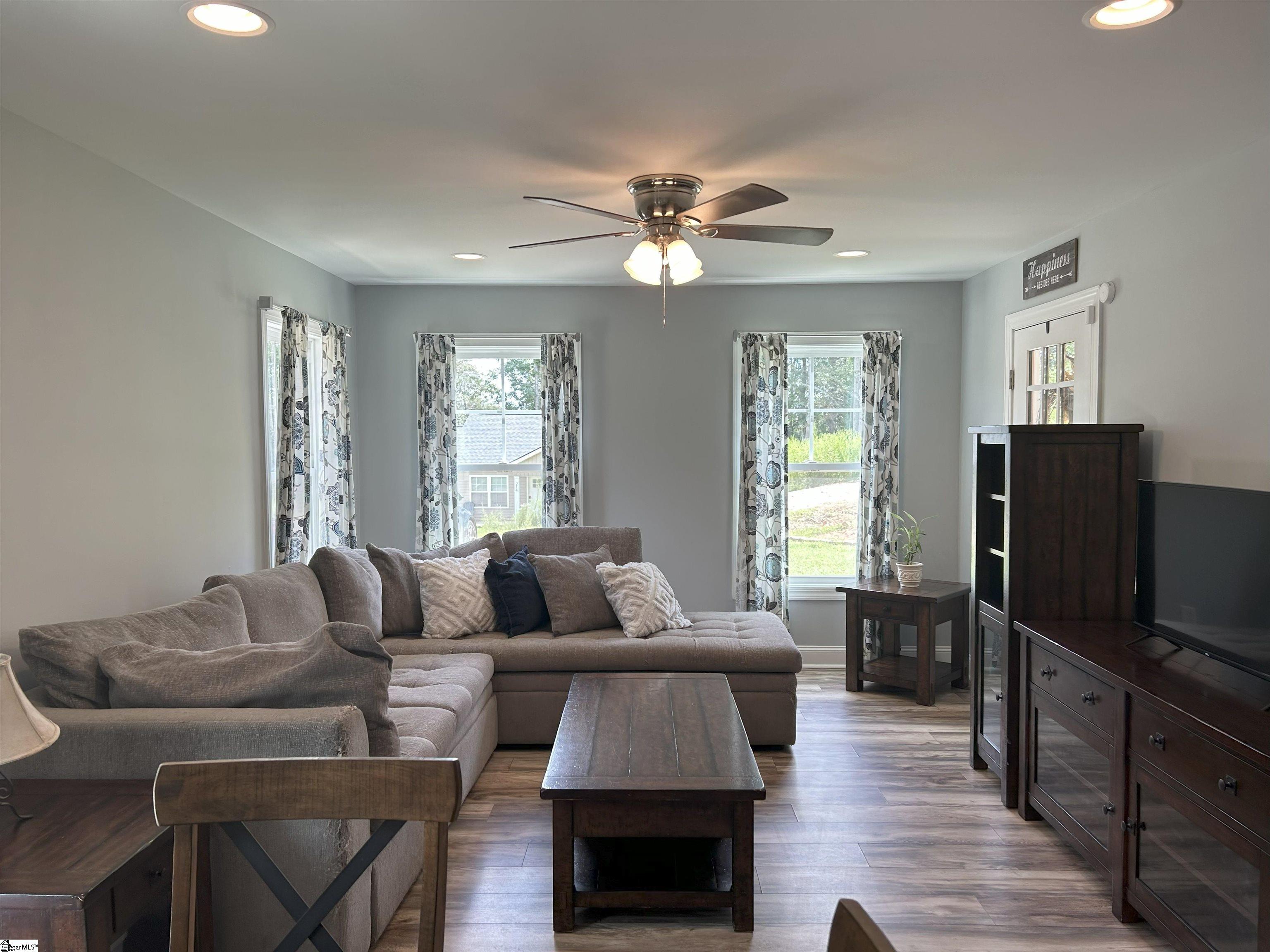 213 Deer Creek Trail Walhalla, SC 29691