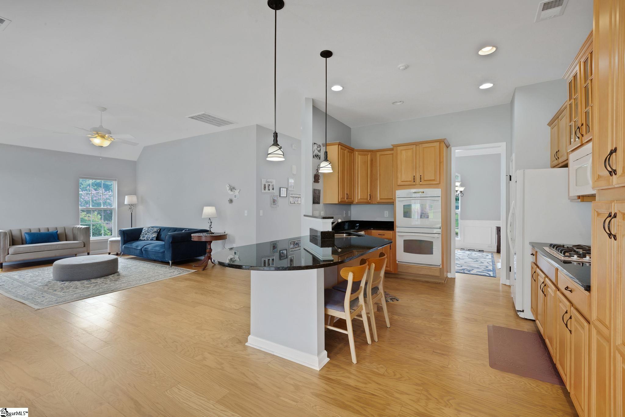 103 Bedfordton Court Simpsonville, SC 29681