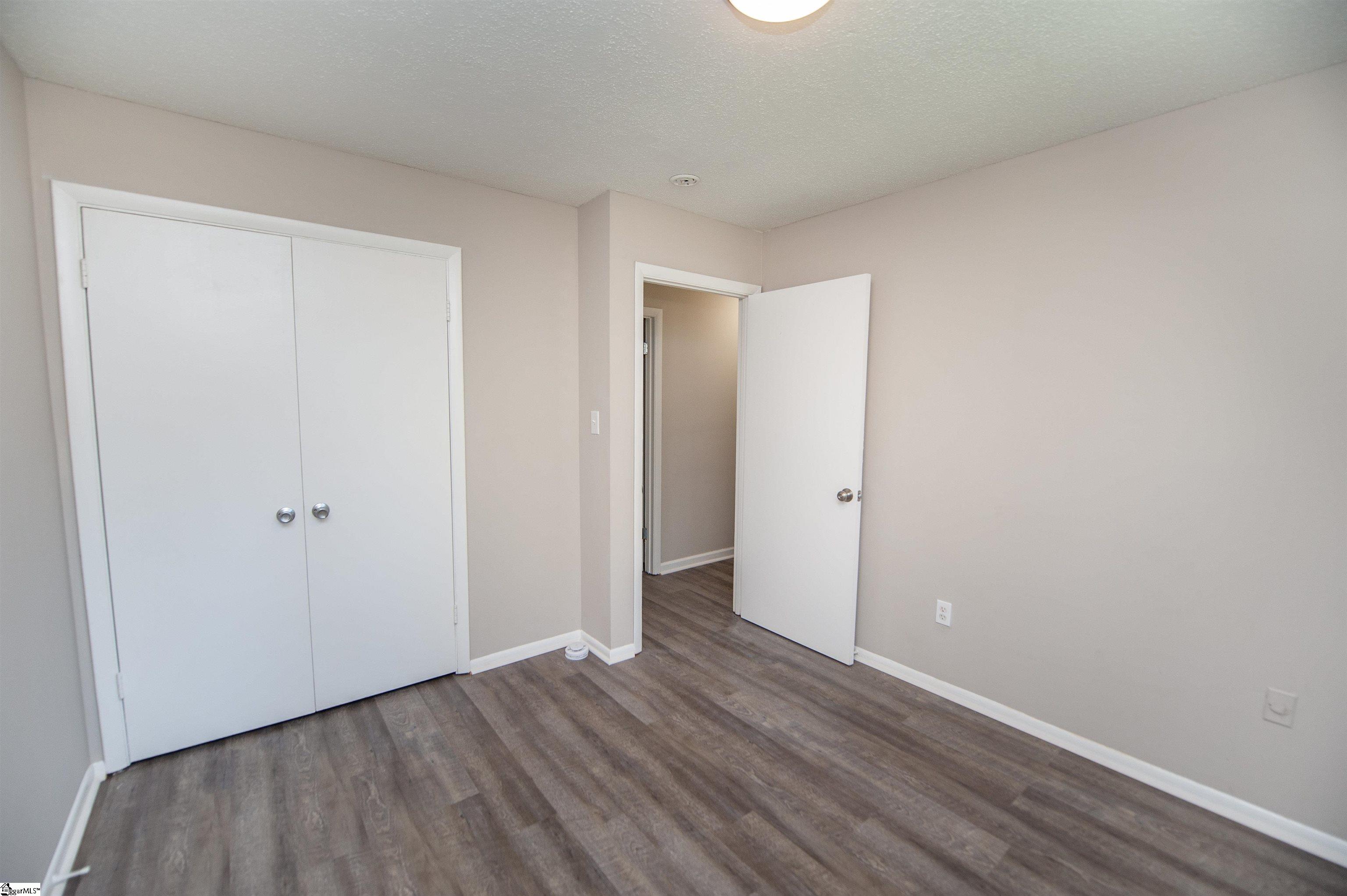 103 Moffit Court Spartanburg, SC 29301