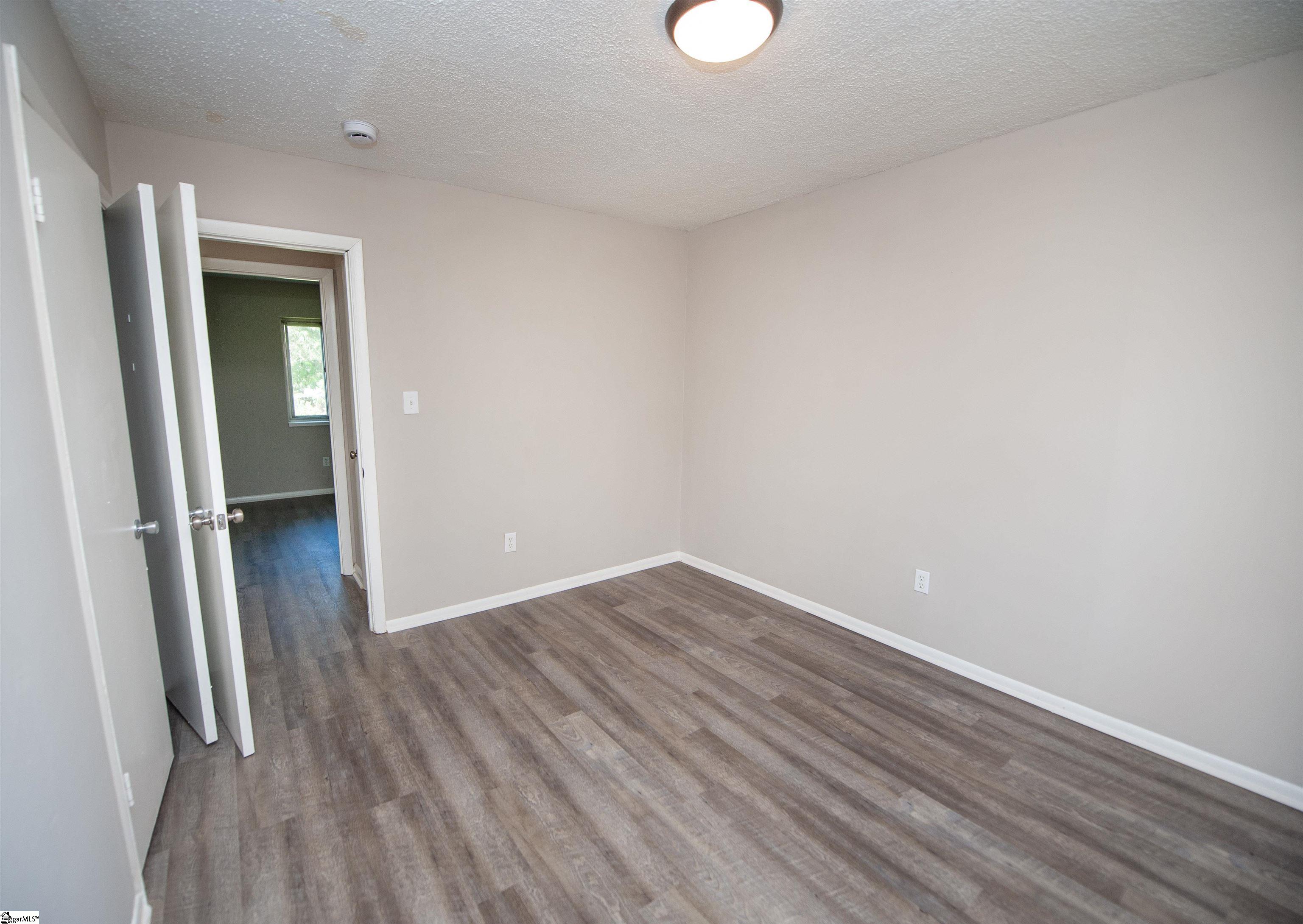 103 Moffit Court Spartanburg, SC 29301