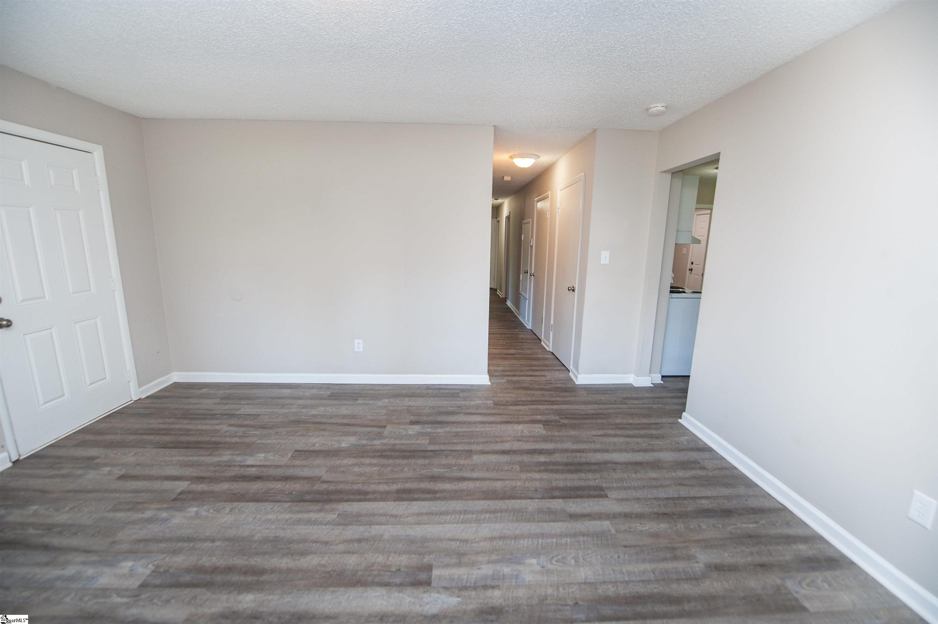 103 Moffit Court Spartanburg, SC 29301