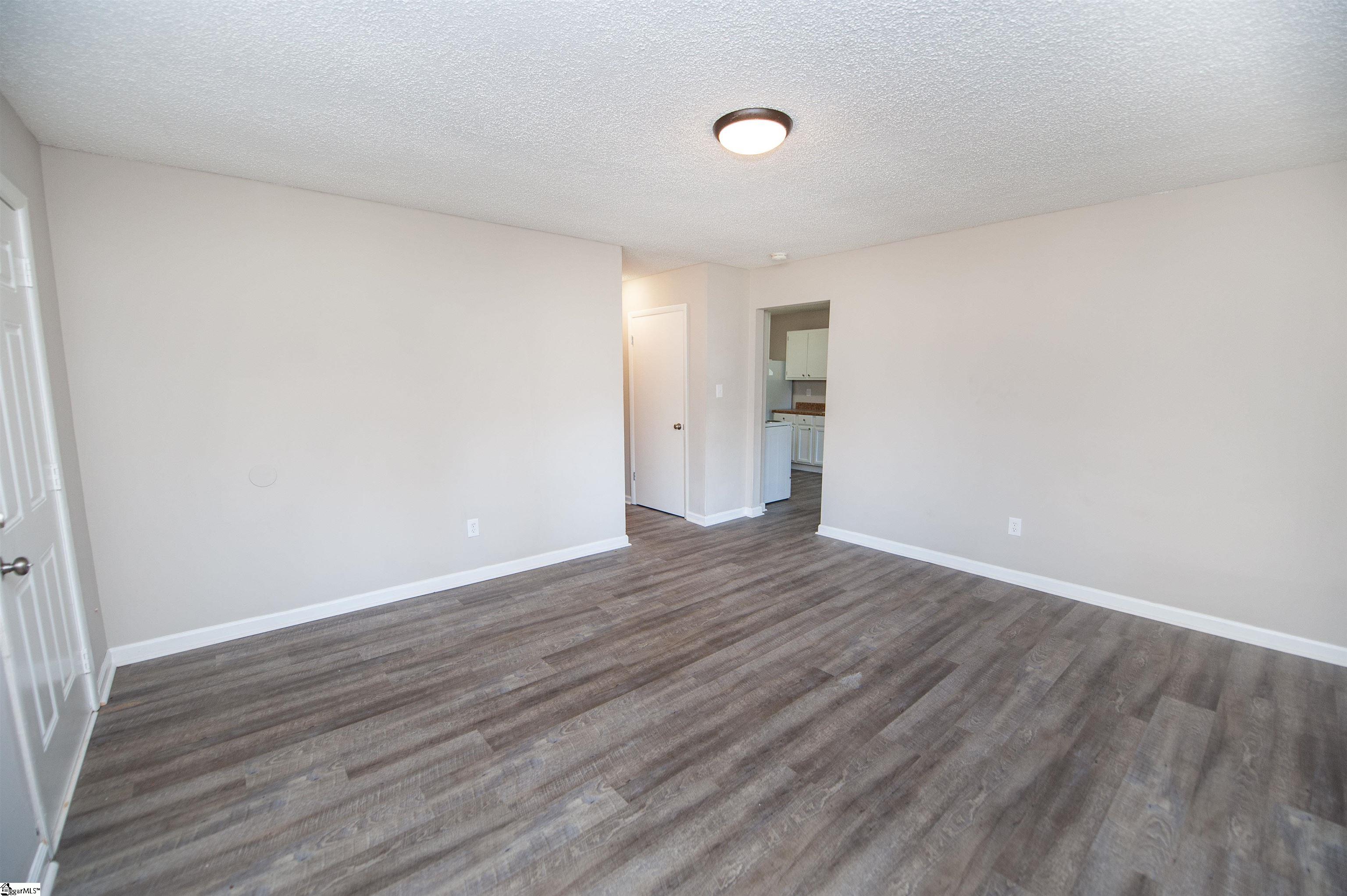 103 Moffit Court Spartanburg, SC 29301