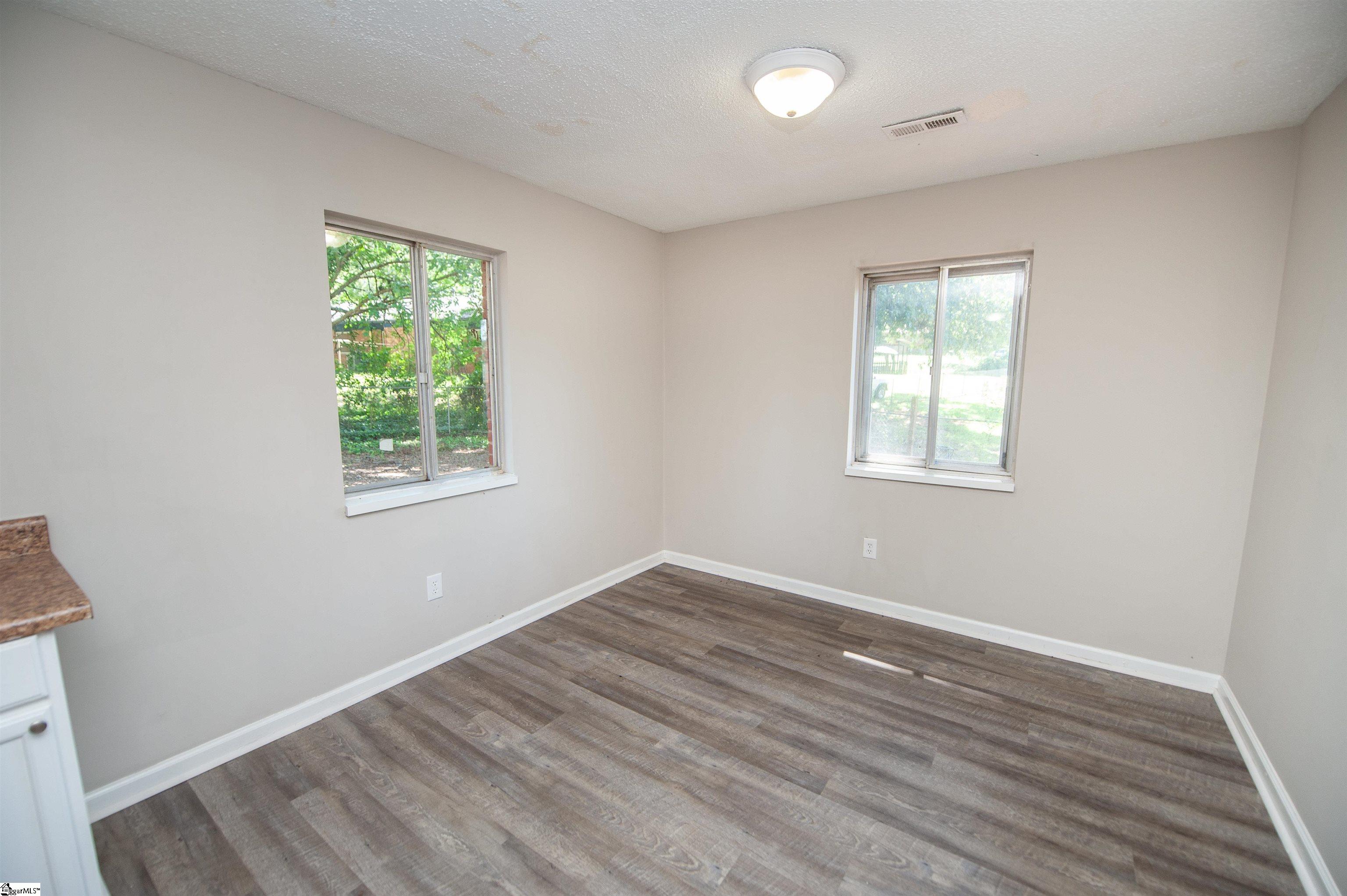 103 Moffit Court Spartanburg, SC 29301