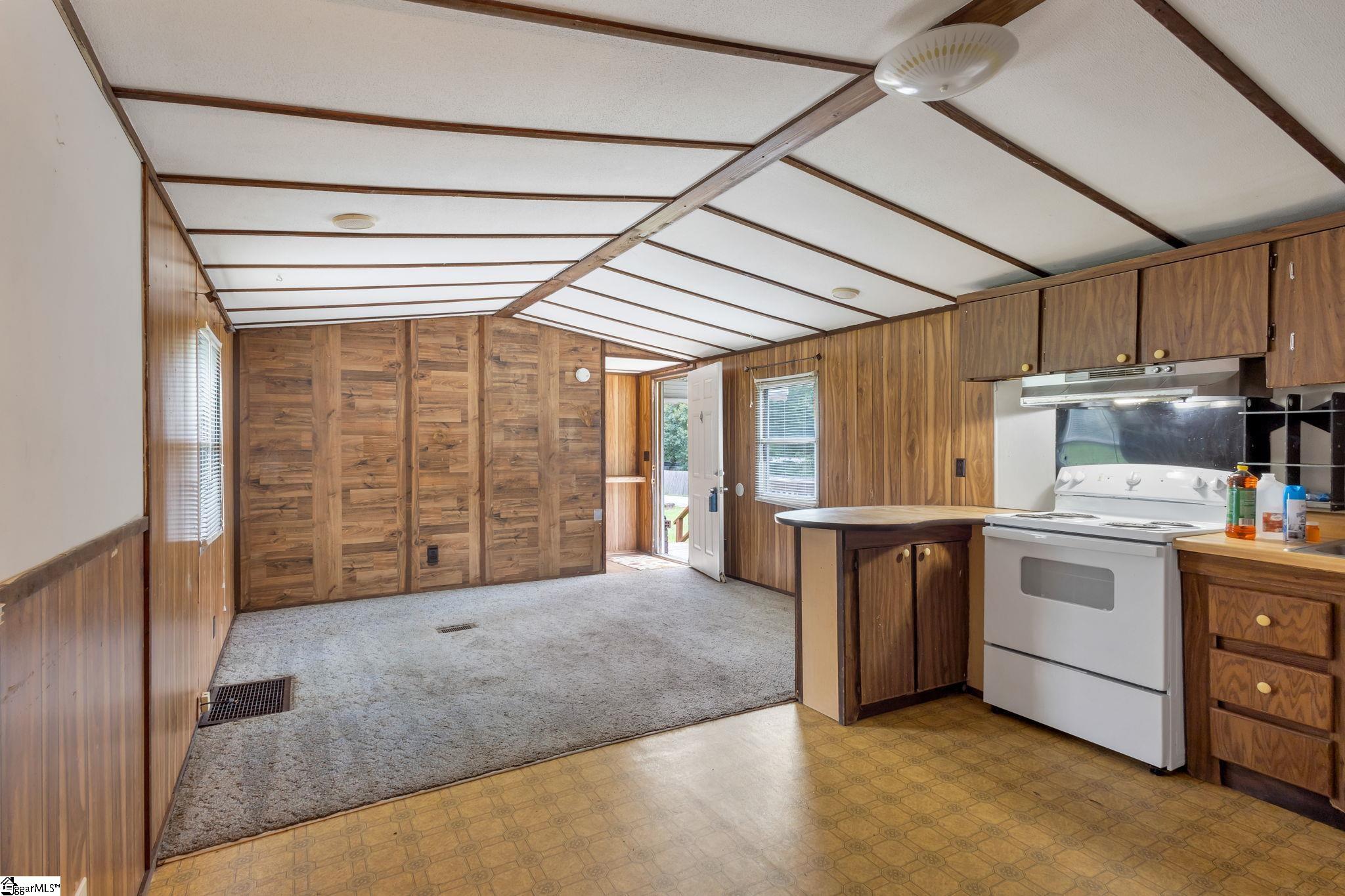 110 Twin Pond Road Easley, SC 29640