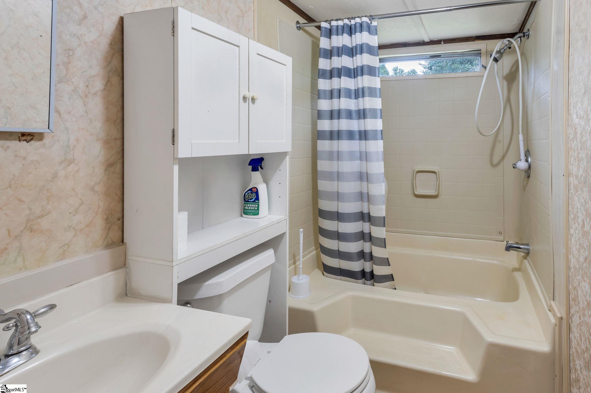 110 Twin Pond Road Easley, SC 29640