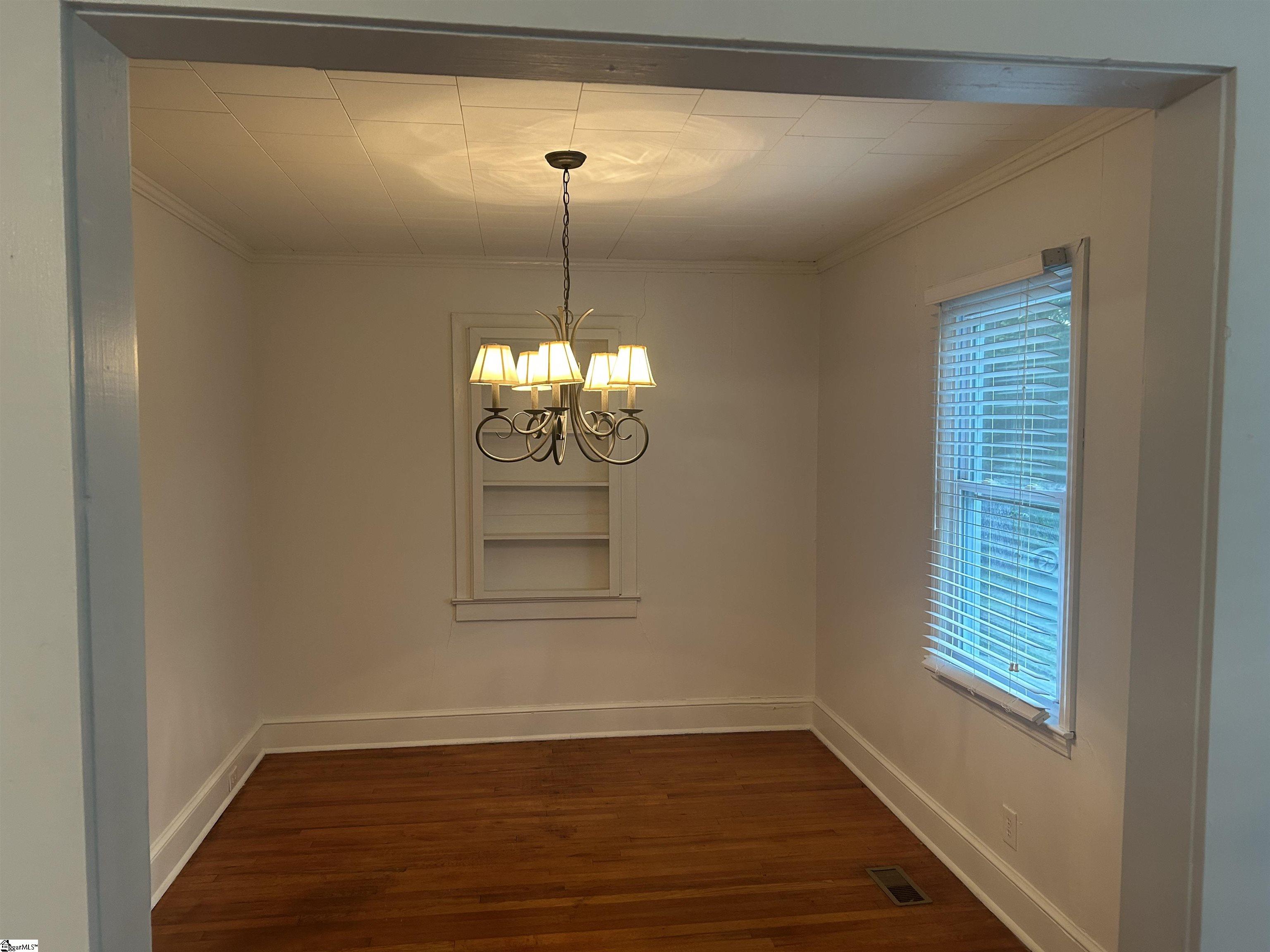 204 Elm Street Clinton, SC 29325