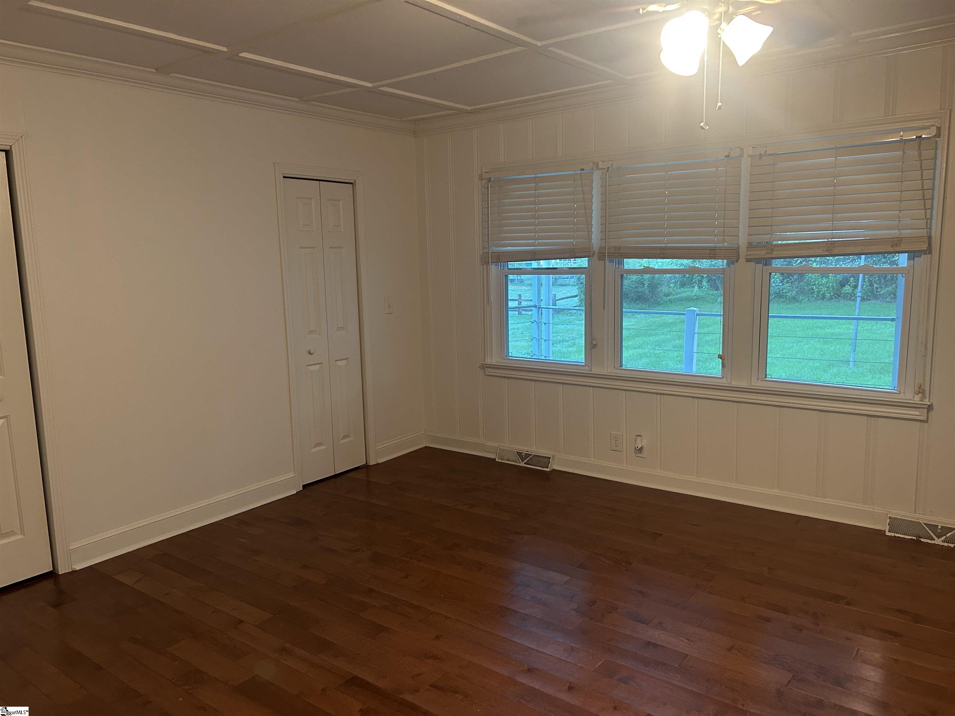 204 Elm Street Clinton, SC 29325