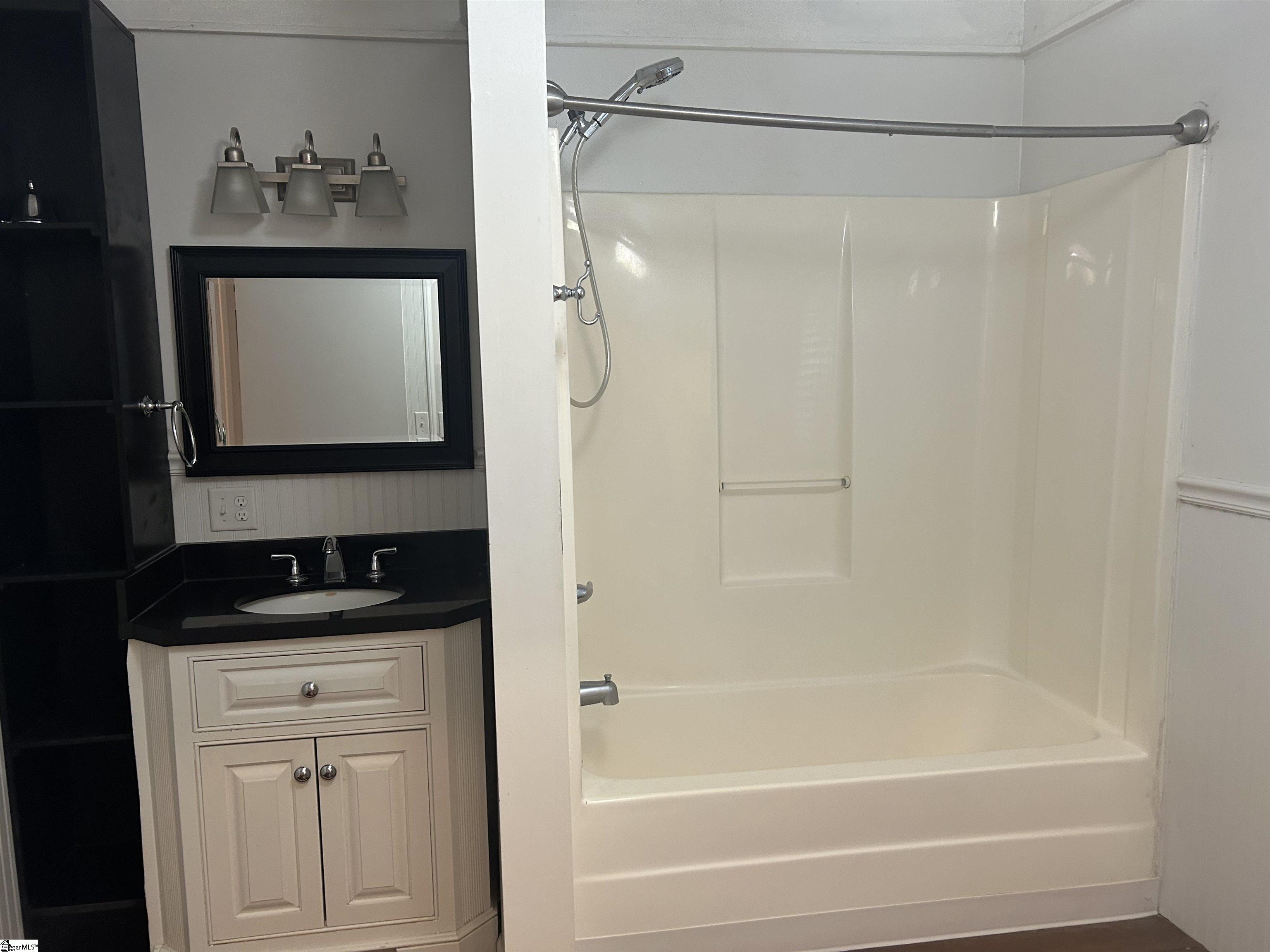204 Elm Street Clinton, SC 29325