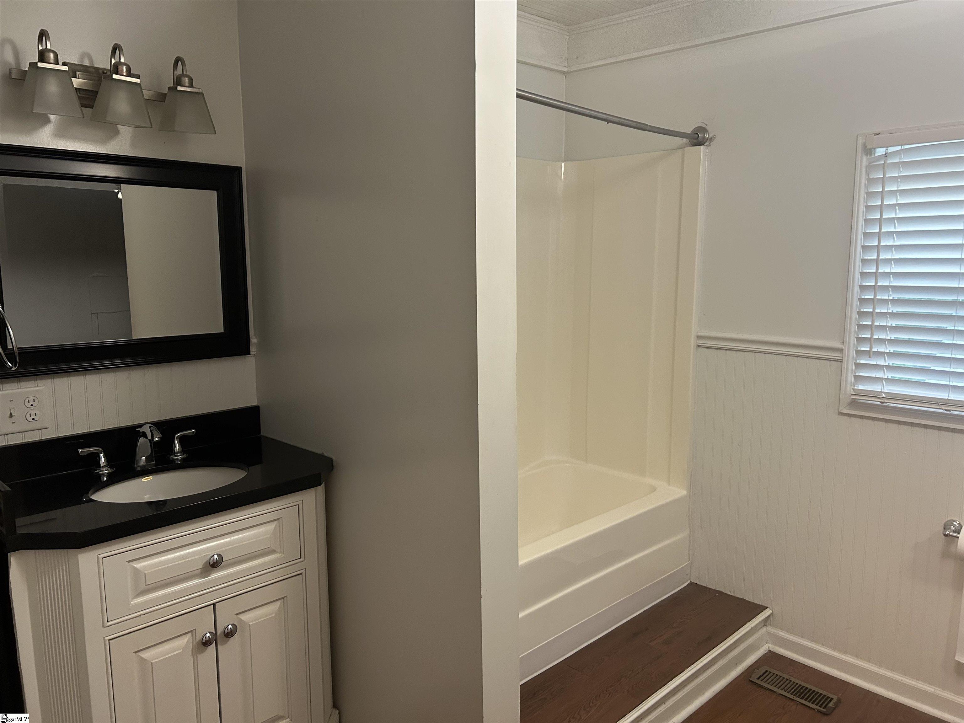 204 Elm Street Clinton, SC 29325