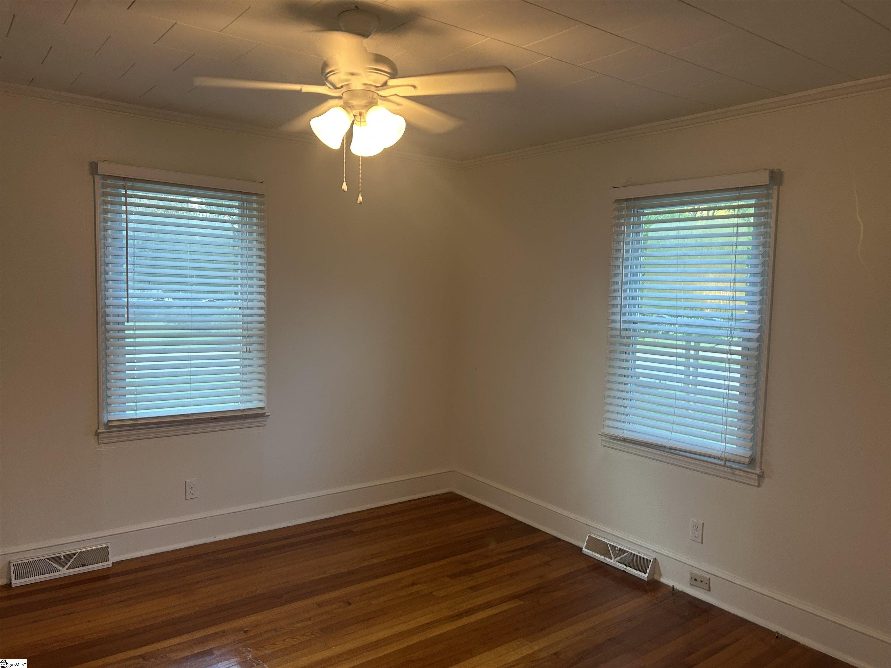 204 Elm Street Clinton, SC 29325