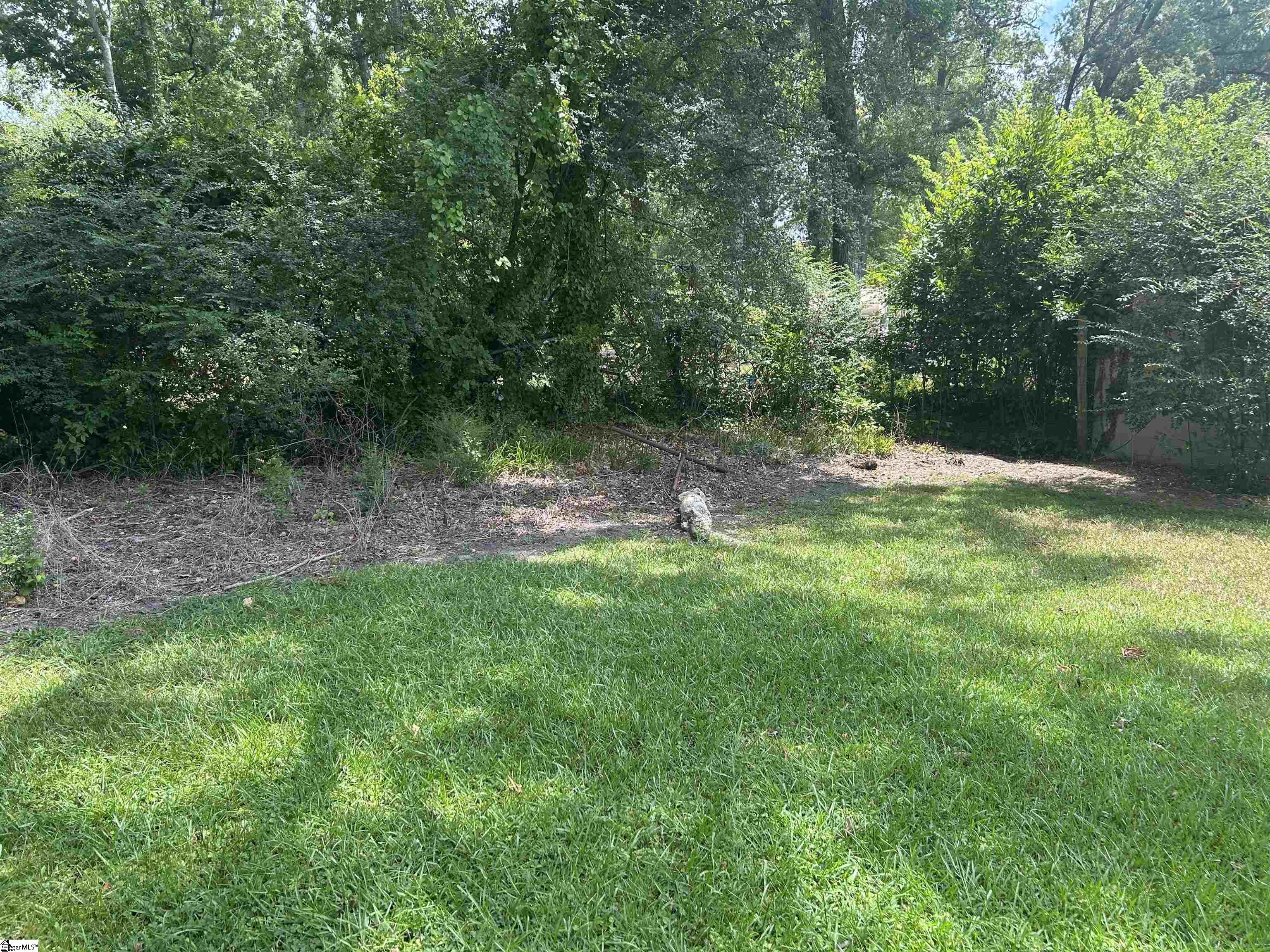 204 Elm Street Clinton, SC 29325