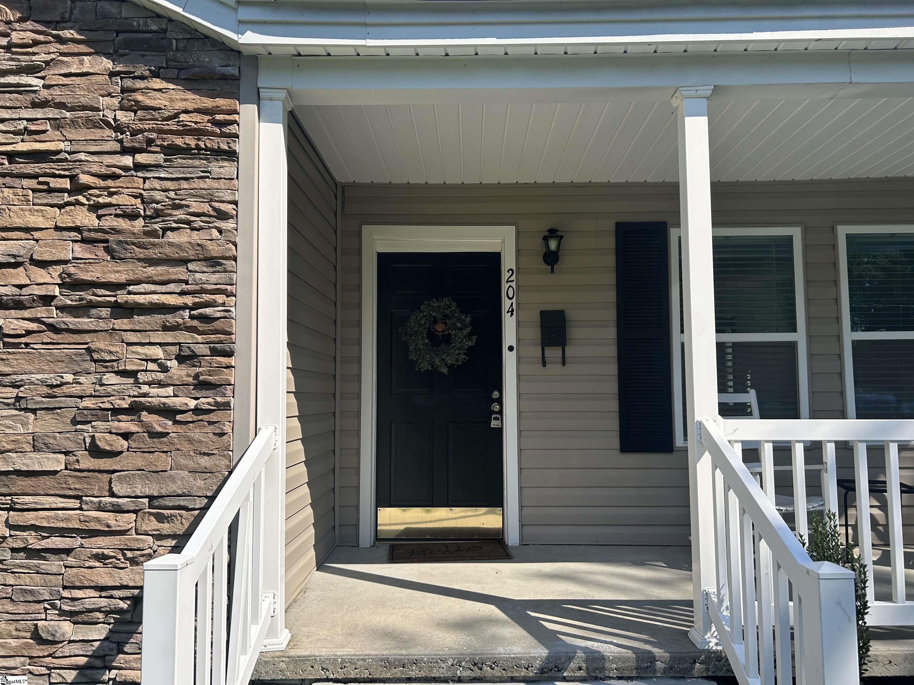 204 Elm Street Clinton, SC 29325