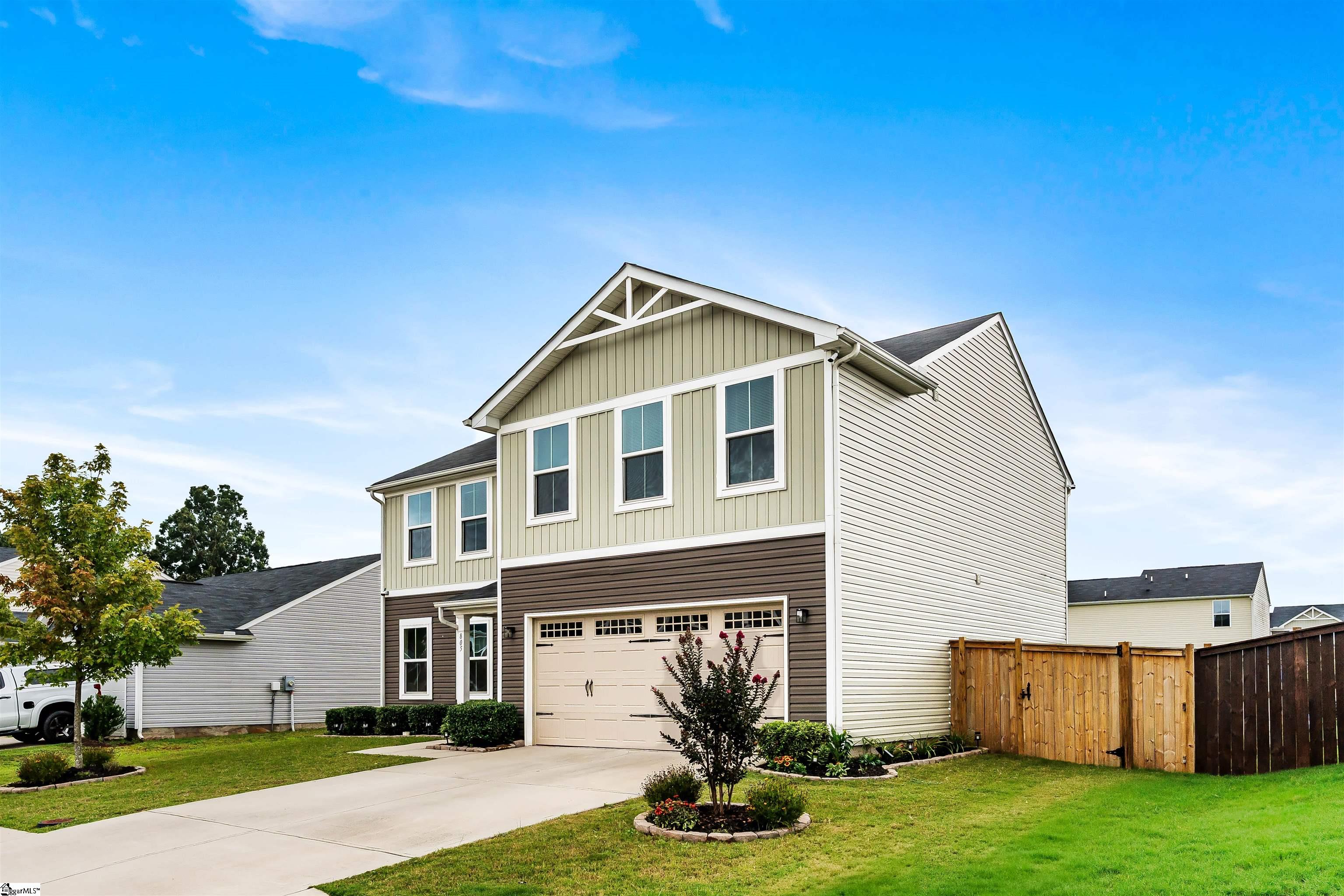 805 Danforth Drive Greenville, SC 29617
