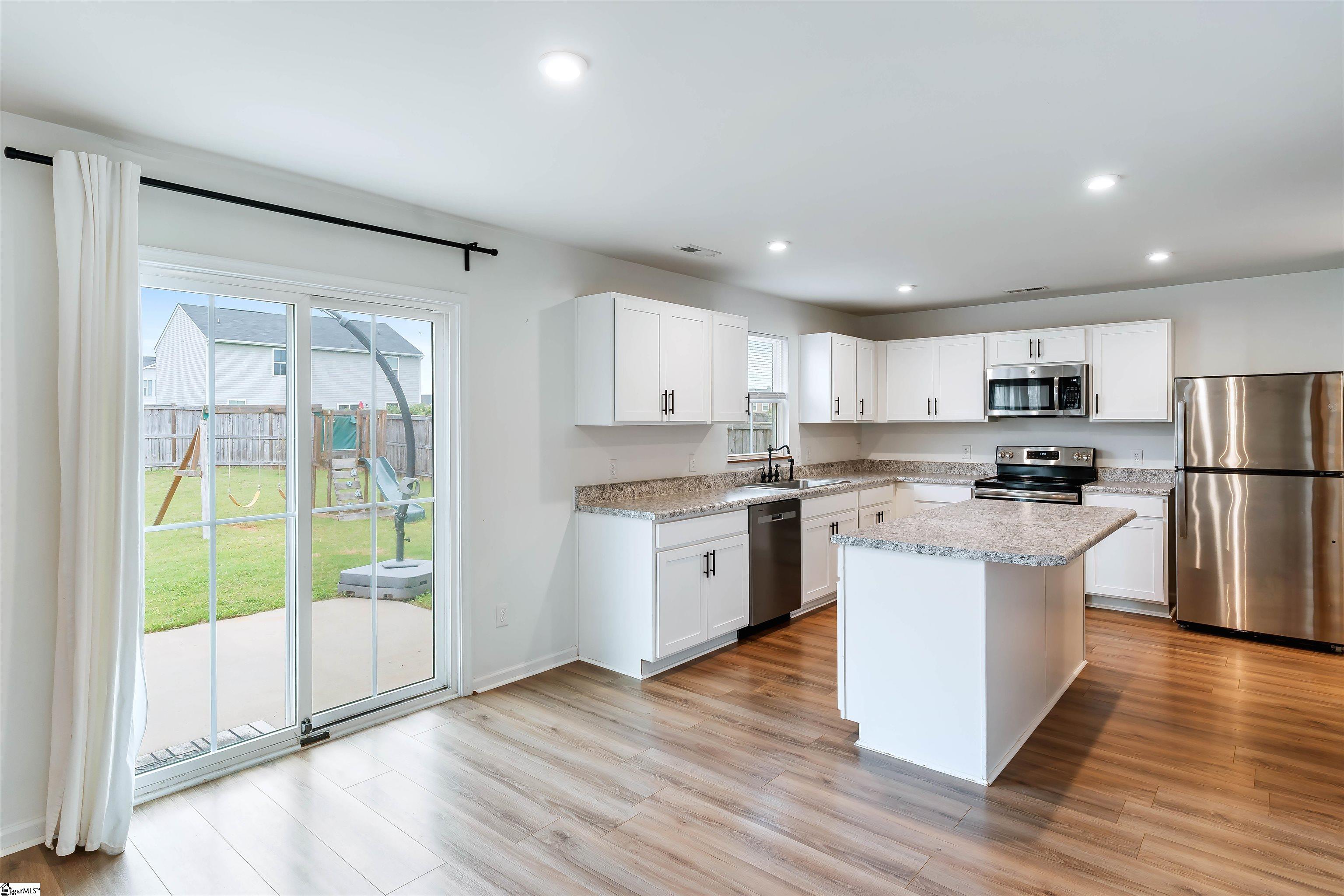 805 Danforth Drive Greenville, SC 29617
