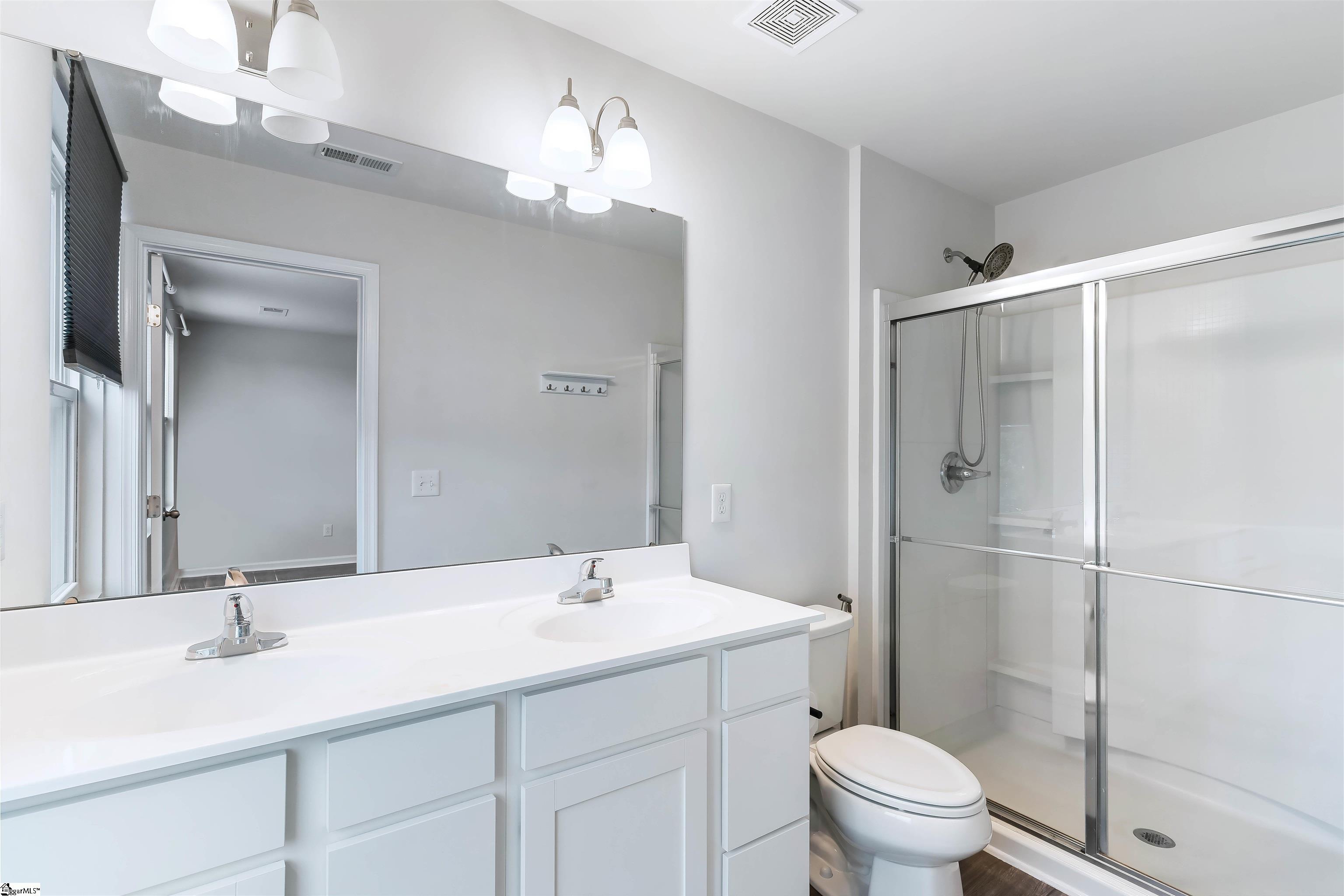 805 Danforth Drive Greenville, SC 29617