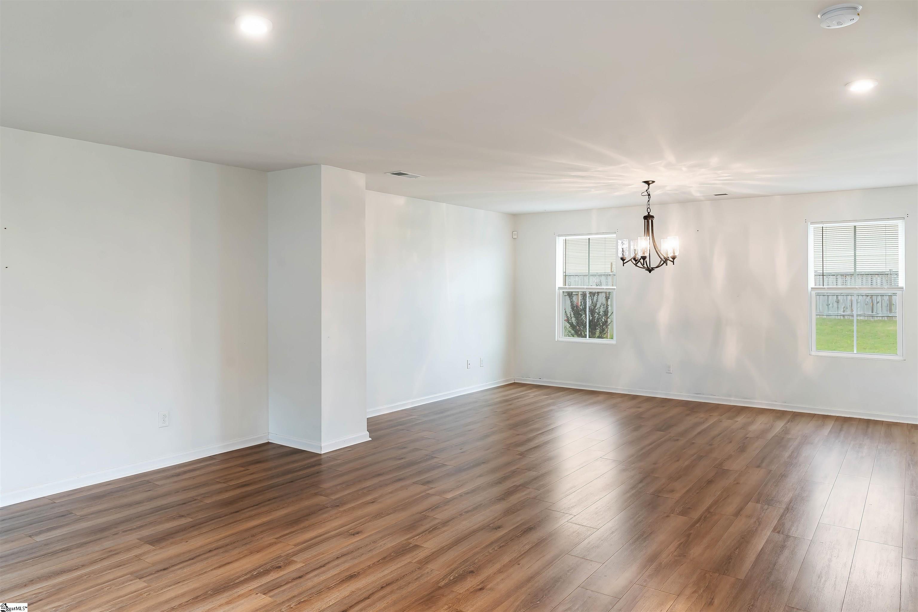 805 Danforth Drive Greenville, SC 29617