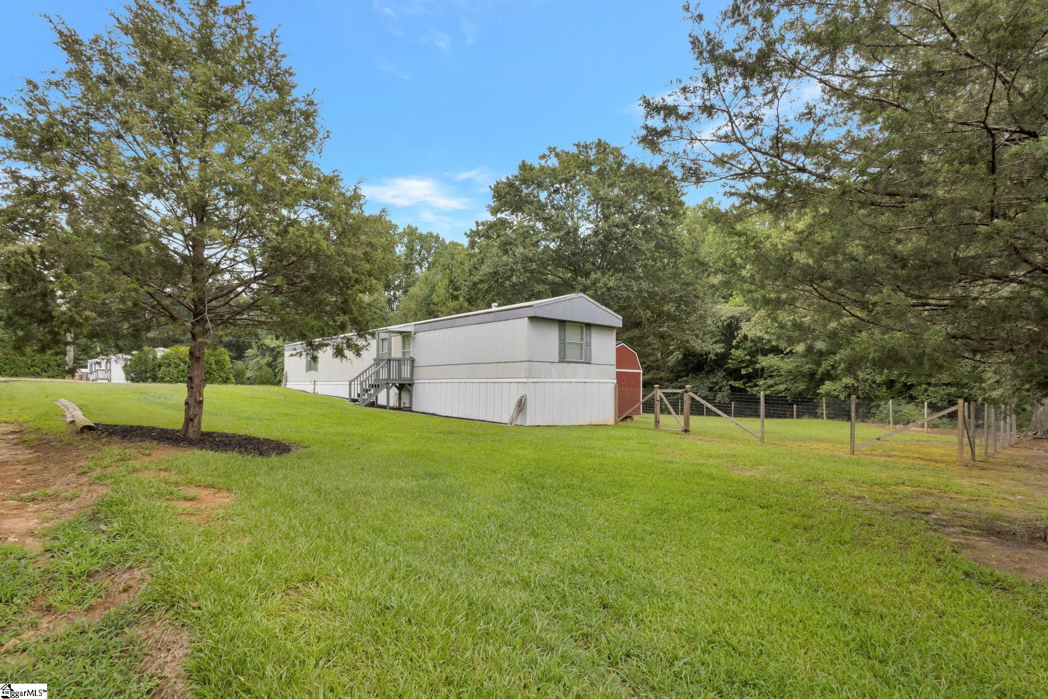 123 Twin Pond Road Easley, SC 29640