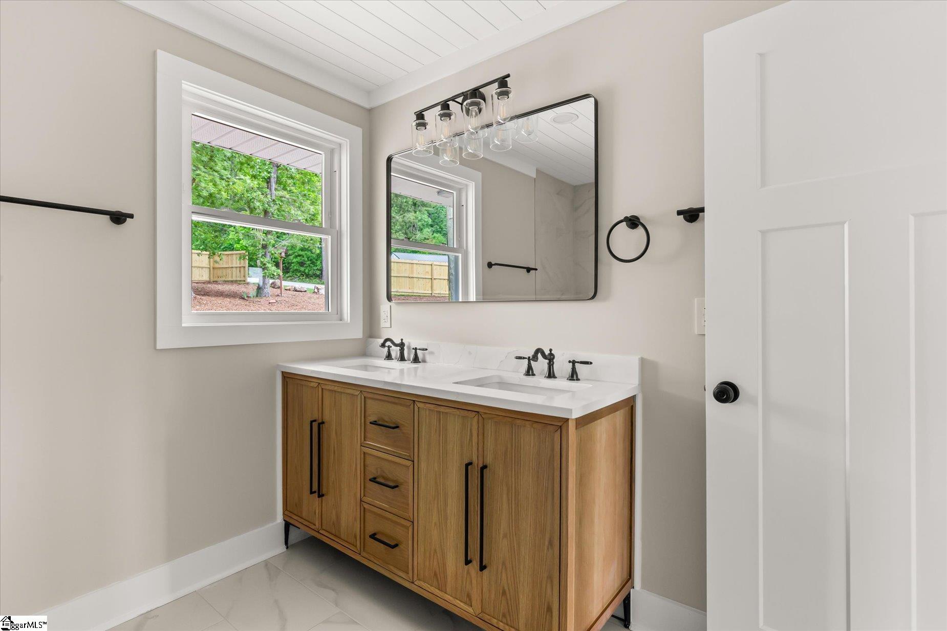 101 Fairview Drive Greenville, SC 29609